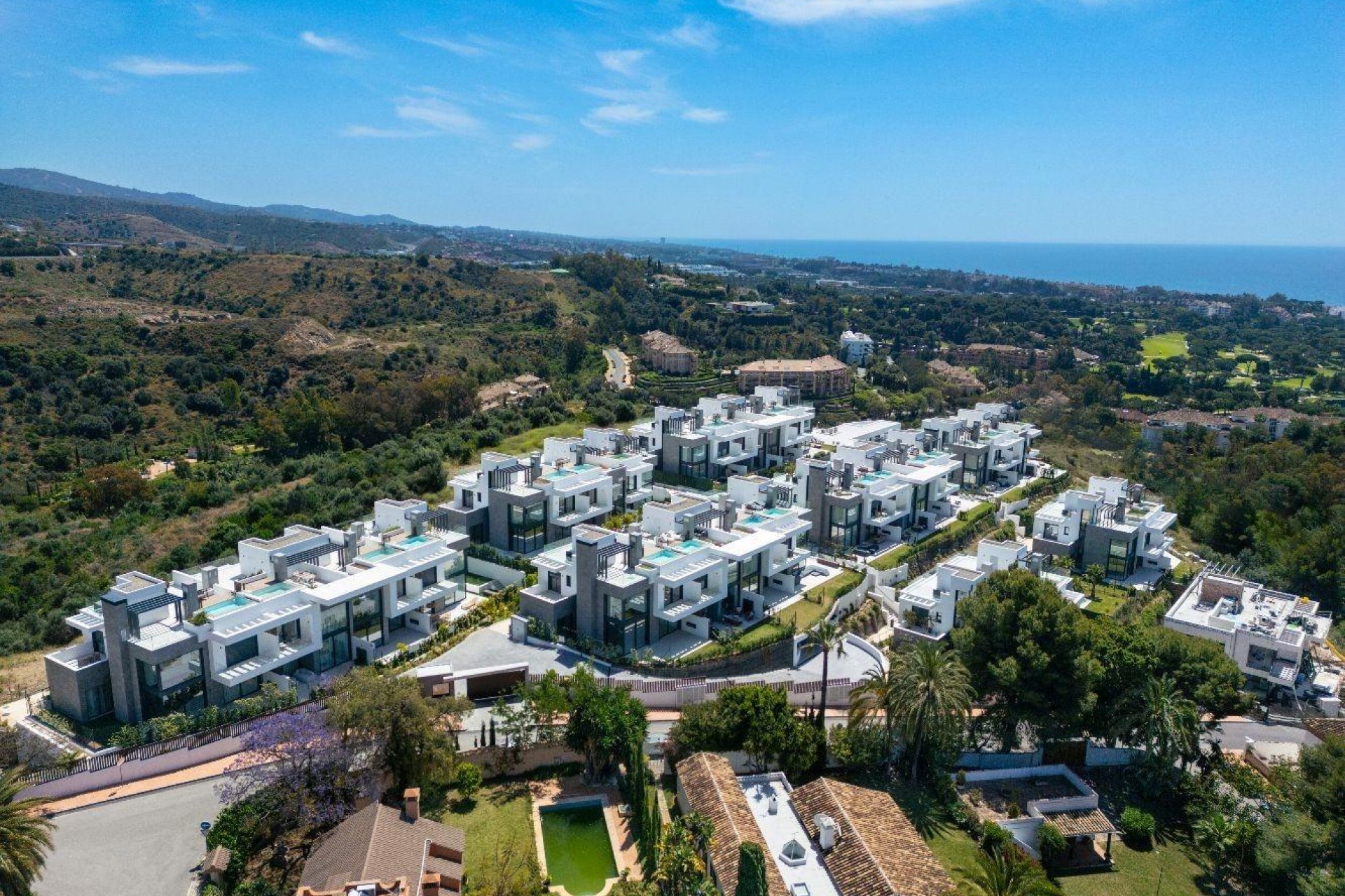 Neue Gebäude - Town house -
Marbella