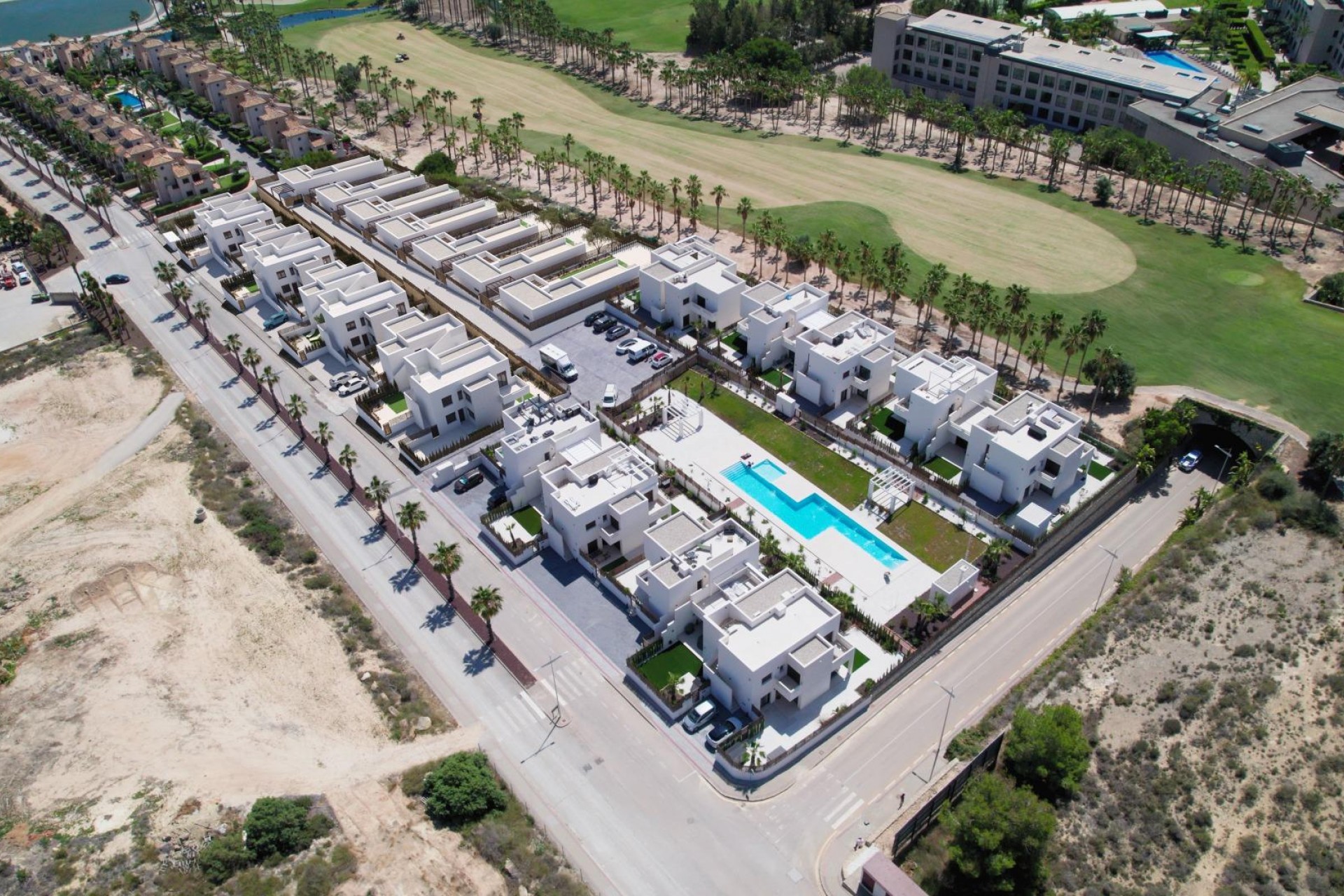 Neue Gebäude - Villa -
Algorfa - La finca golf