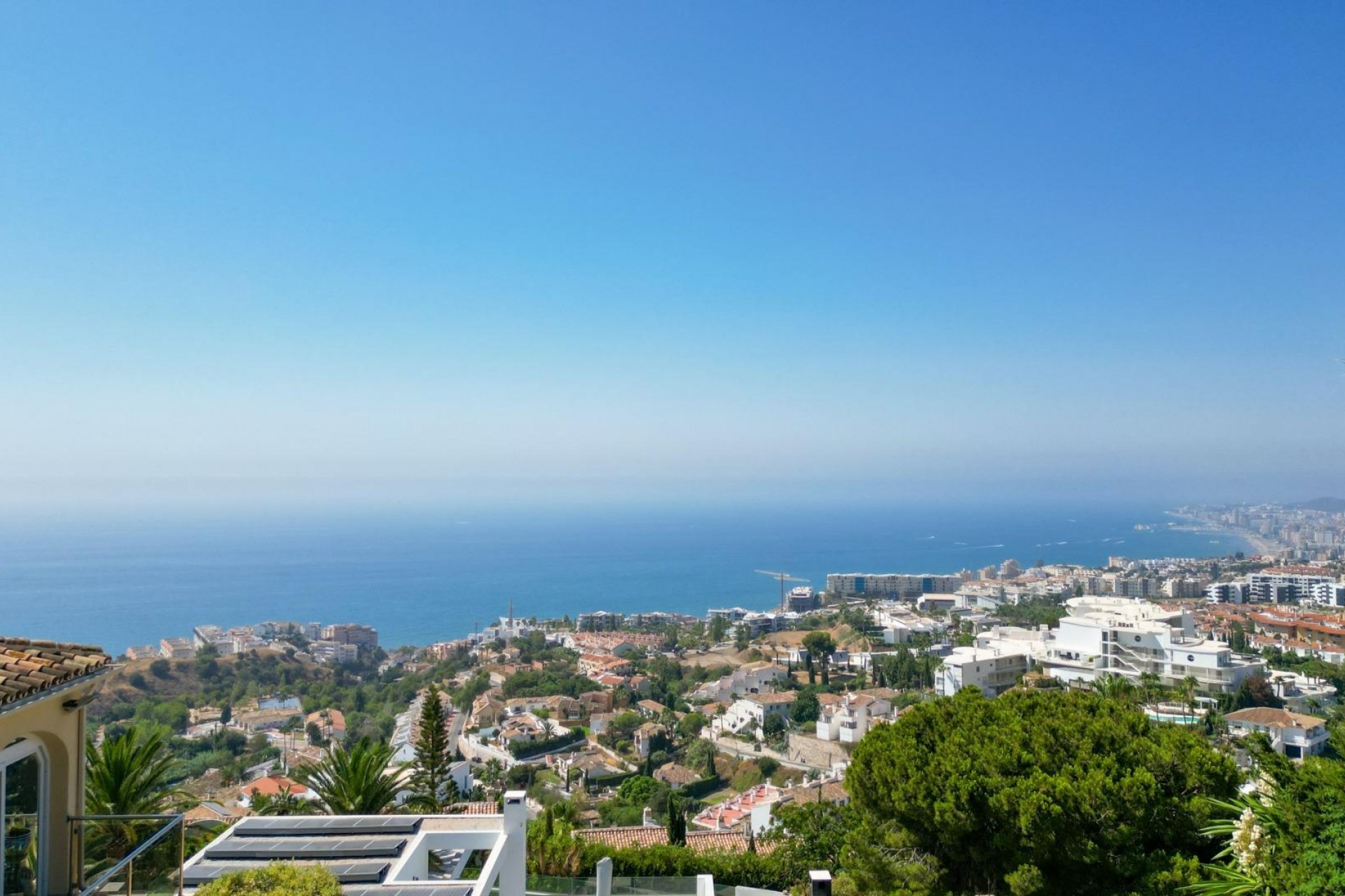 Neue Gebäude - Villa -
Benalmádena