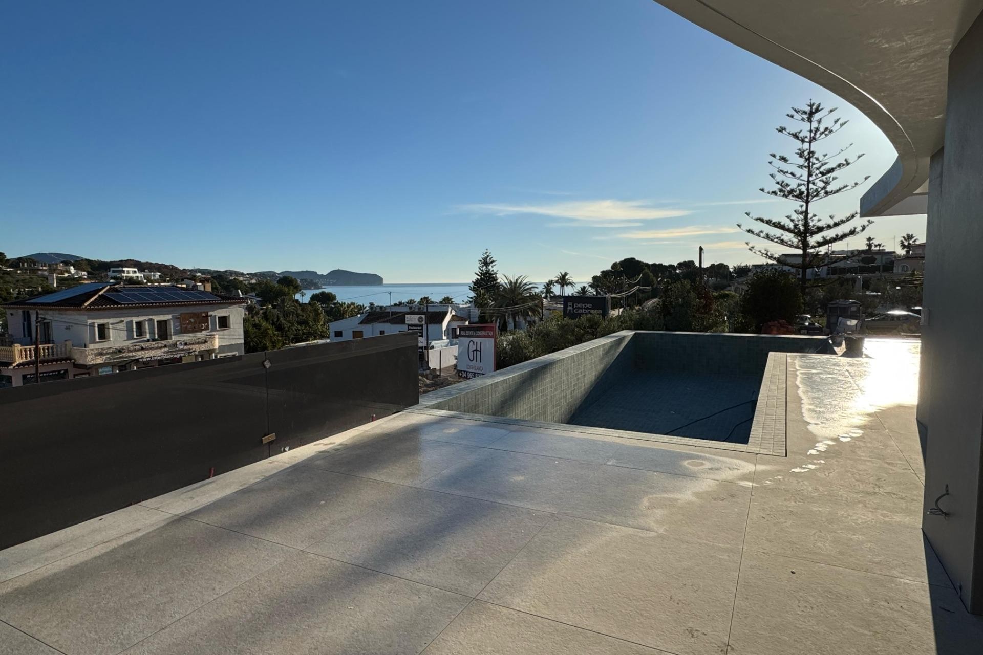 Neue Gebäude - Villa -
Benissa