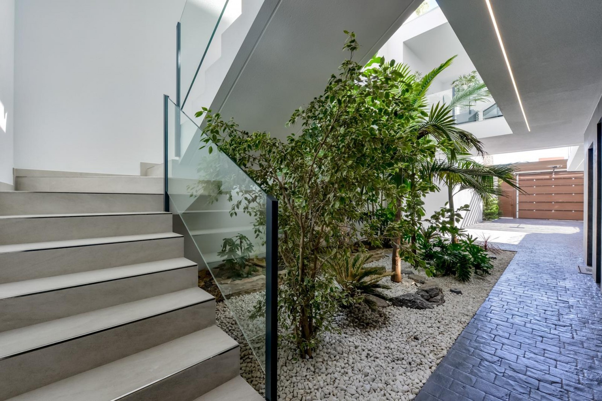 Neue Gebäude - Villa -
Finestrat