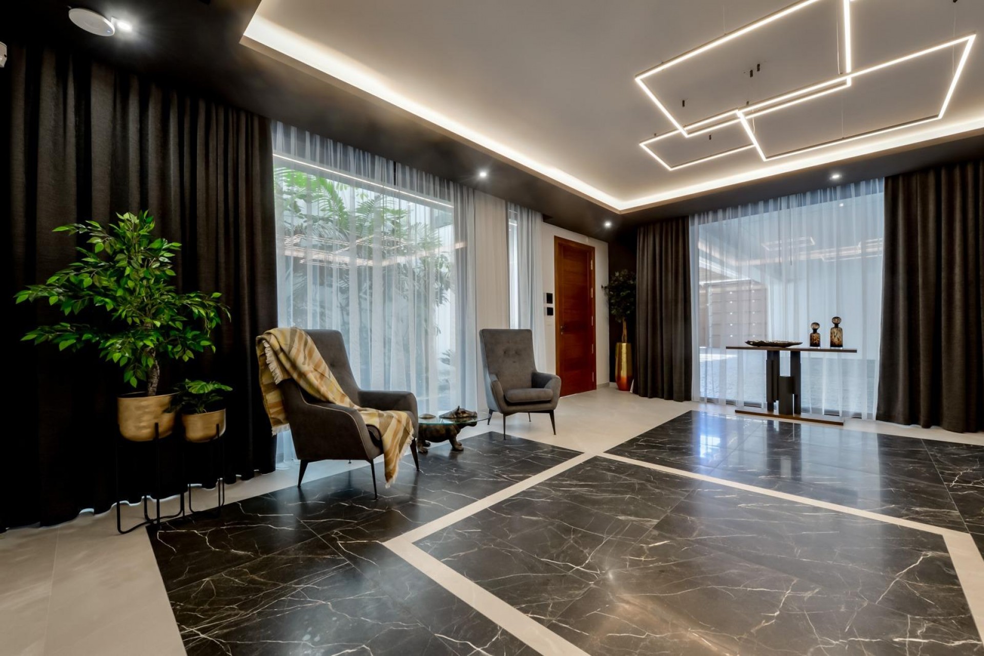 Neue Gebäude - Villa -
Finestrat