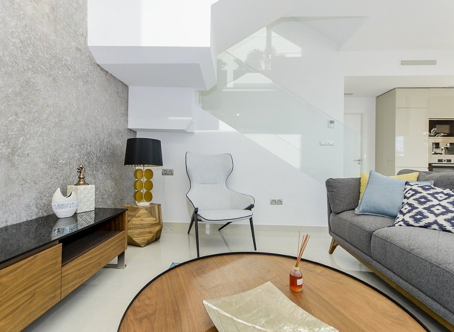 Neue Gebäude - Villa -
Los Montesinos