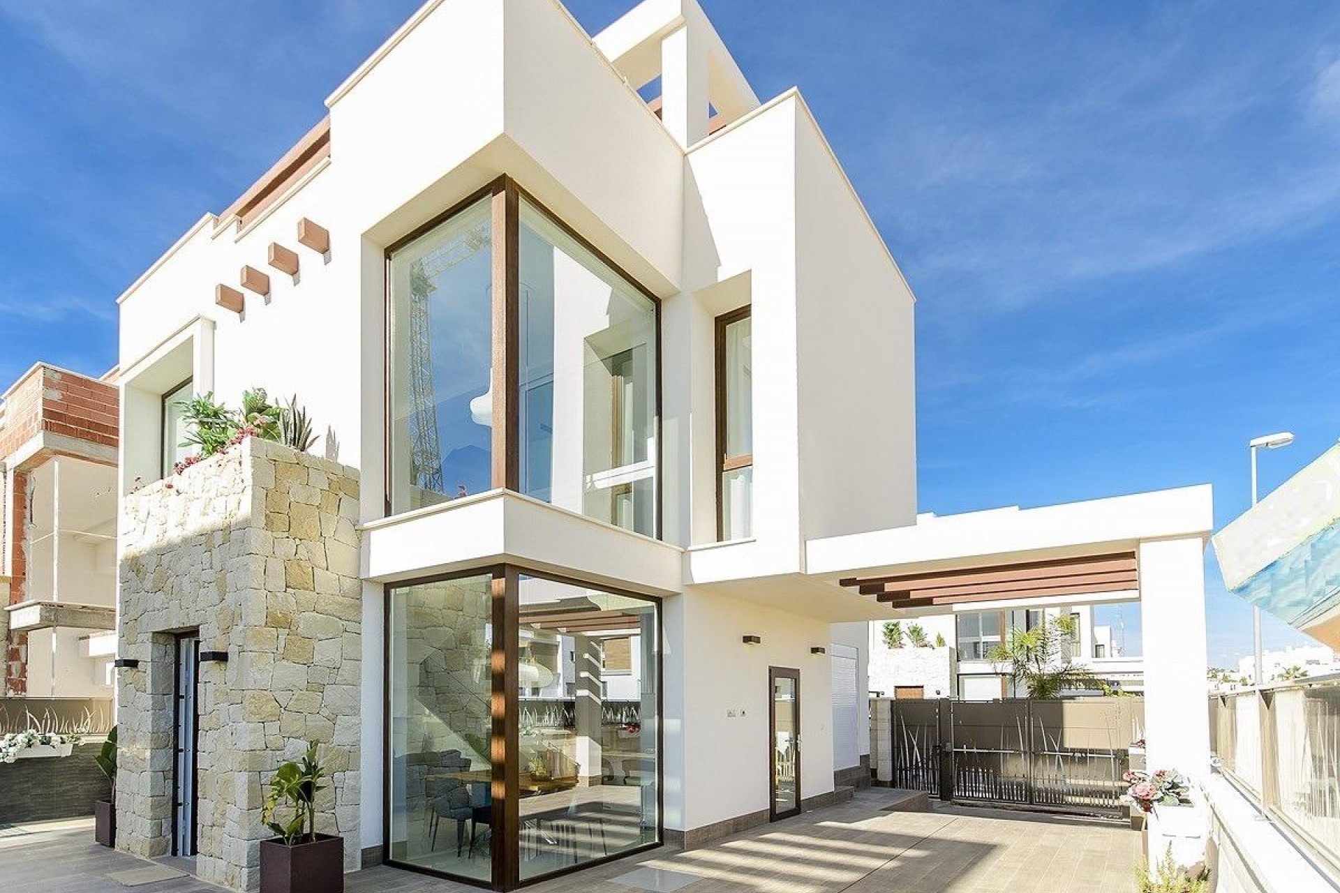 Neue Gebäude - Villa -
Los Montesinos