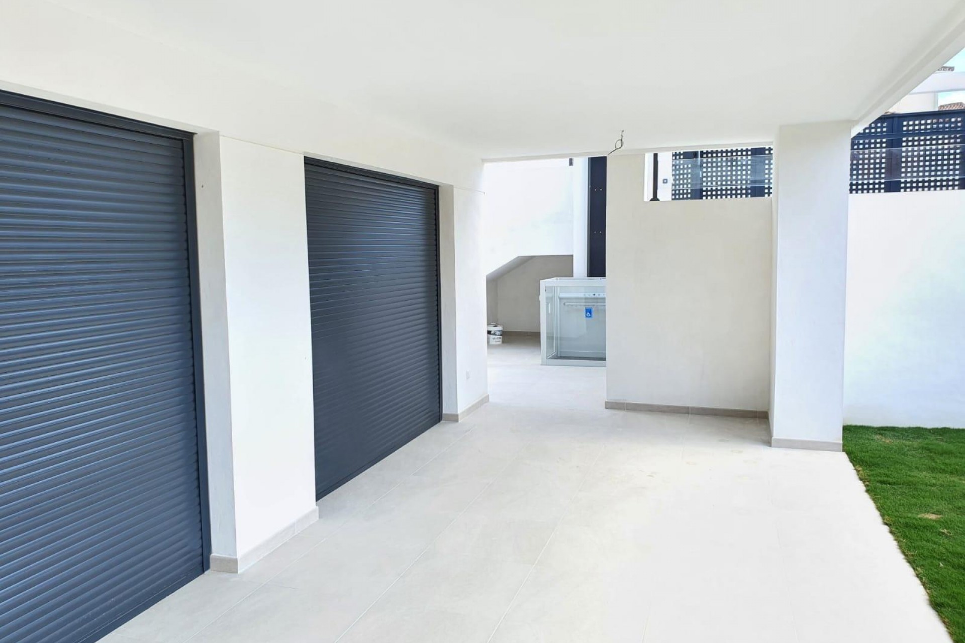 Neue Gebäude - Villa -
Manilva - La Duquesa