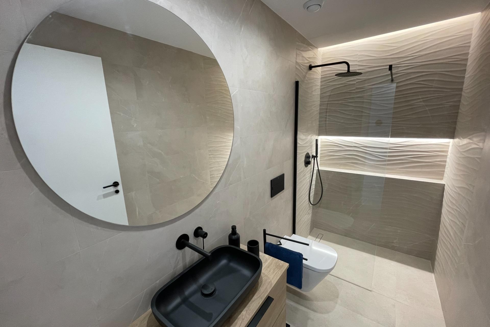 Neue Gebäude - Villa -
Molina De Segura