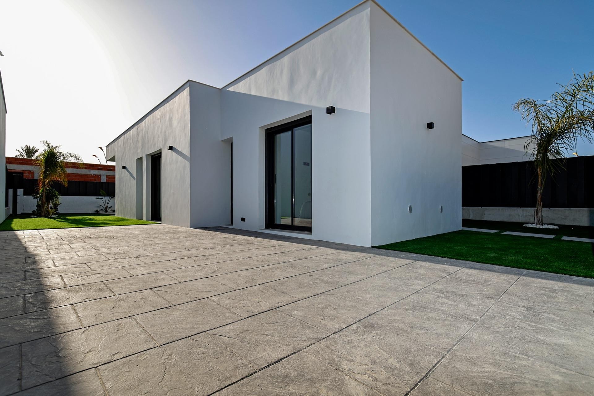 Neue Gebäude - Villa -
Molina De Segura
