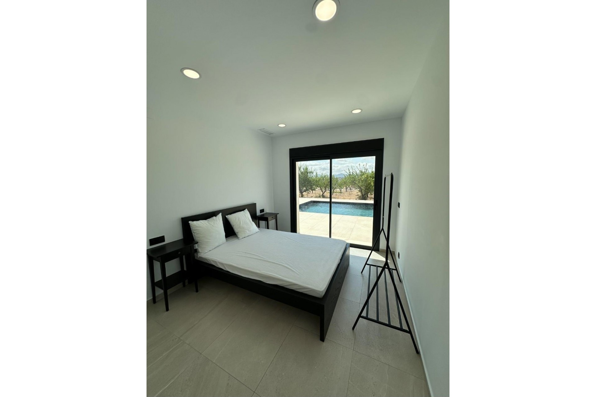 Neue Gebäude - Villa -
Pinoso - Lel