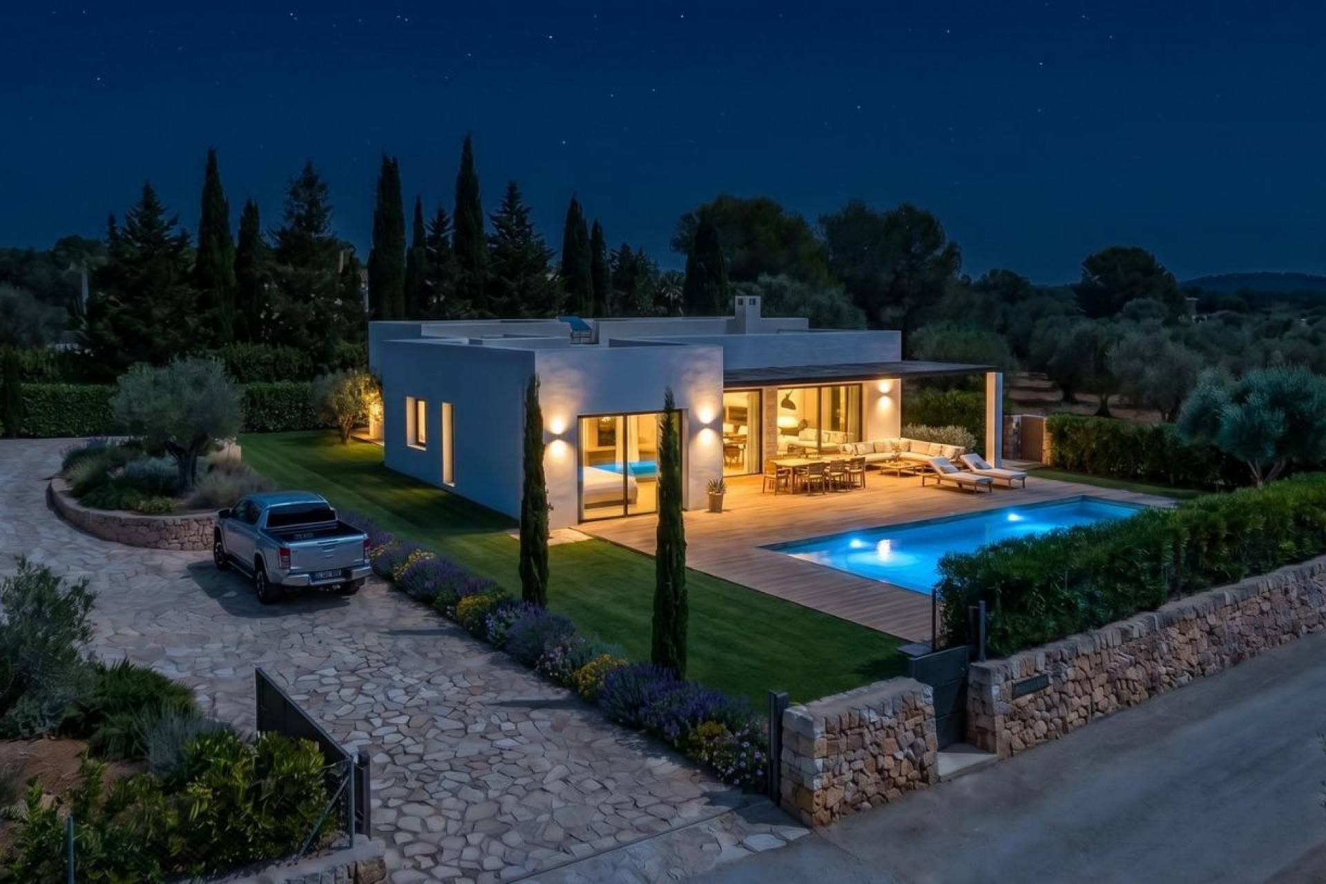 Neue Gebäude - Villa -
Pinoso