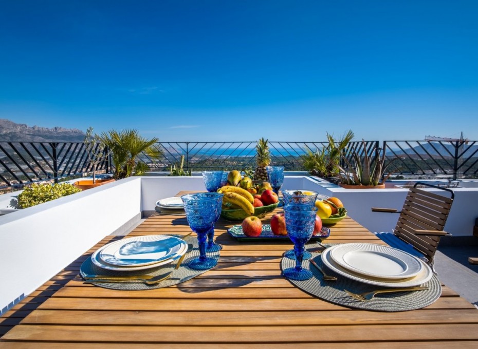 Neue Gebäude - Villa -
Polop