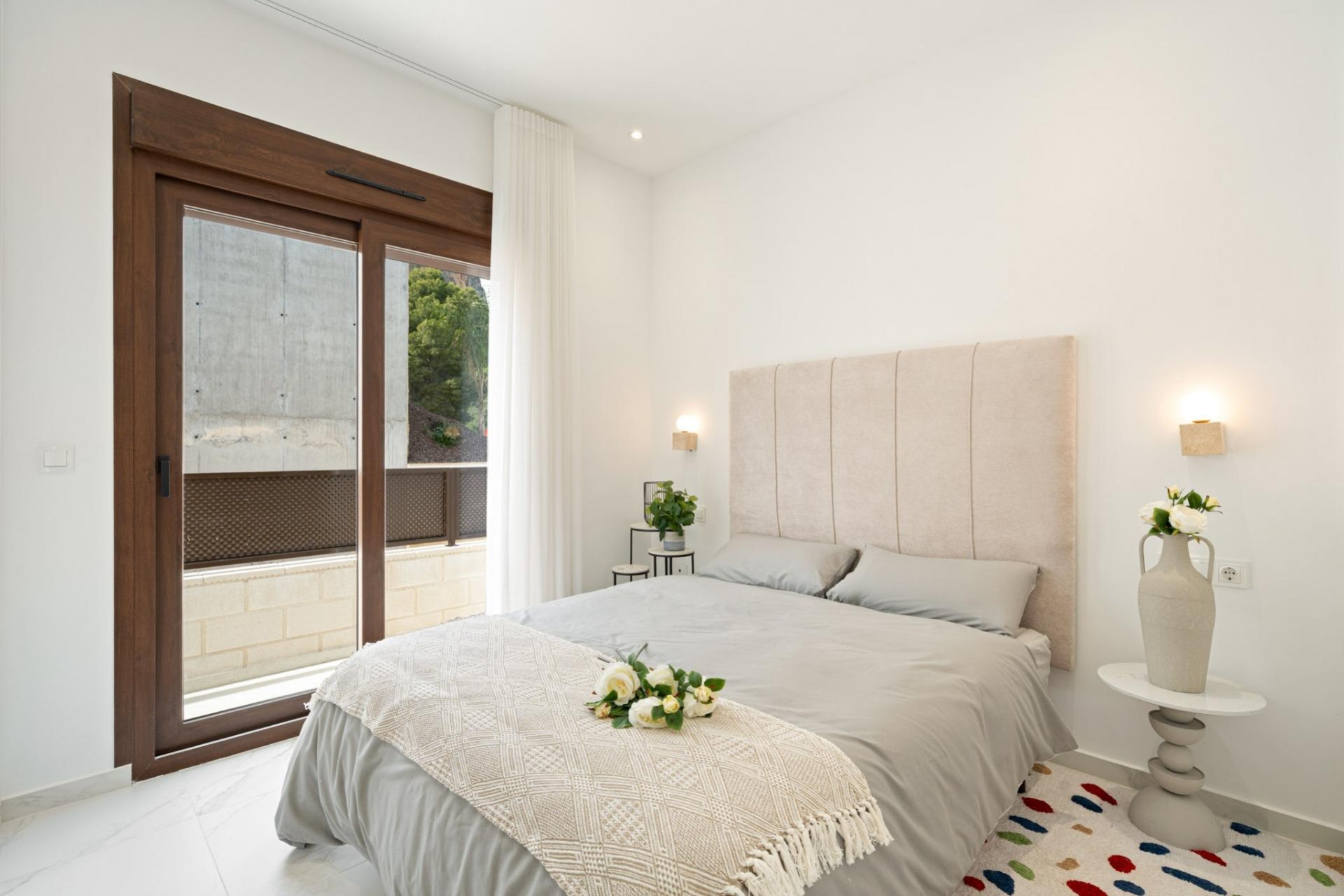 Neue Gebäude - Villa -
Polop