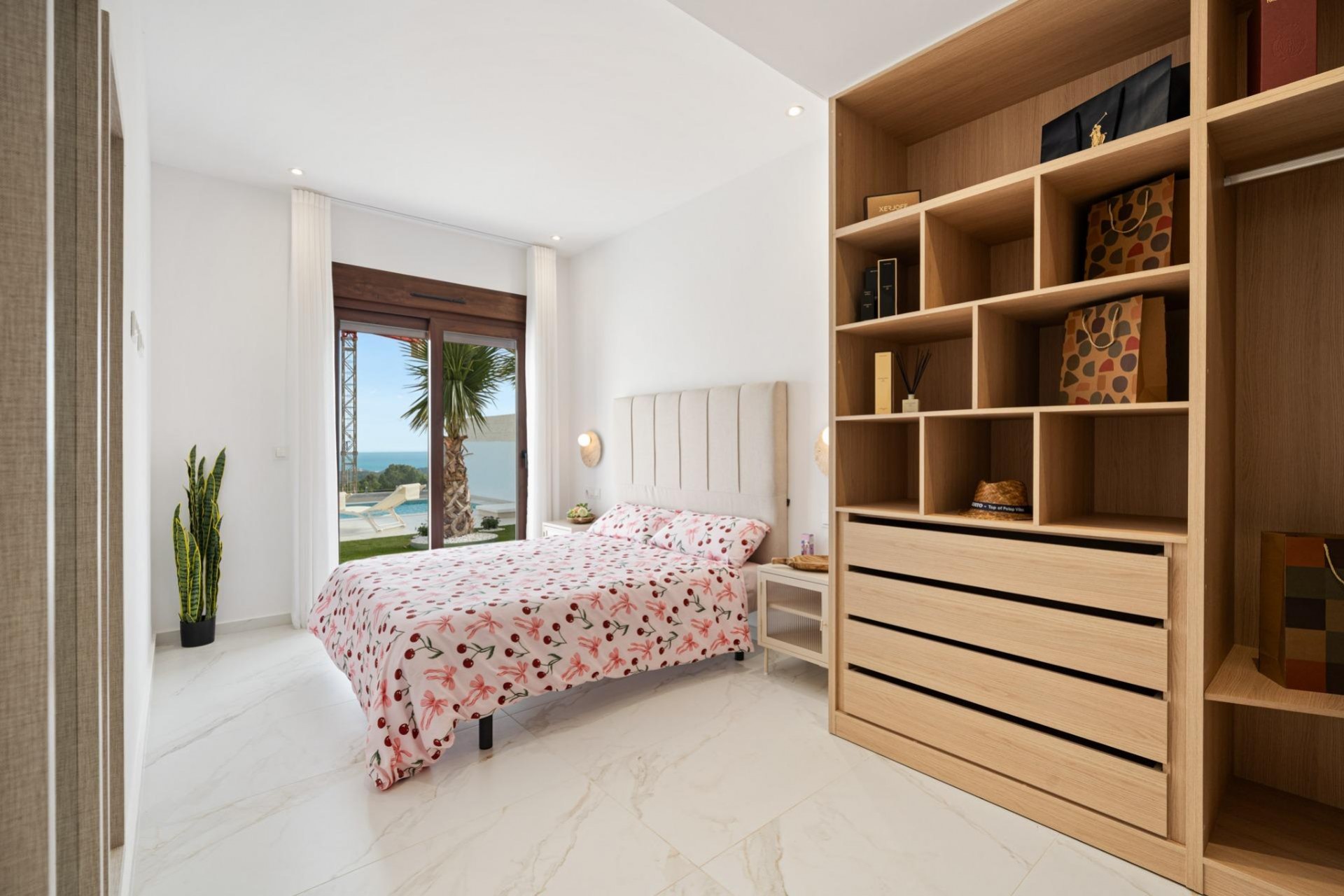 Neue Gebäude - Villa -
Polop