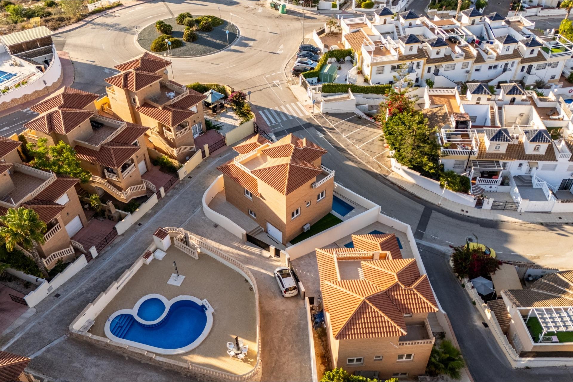 Neue Gebäude - Villa -
Rojales