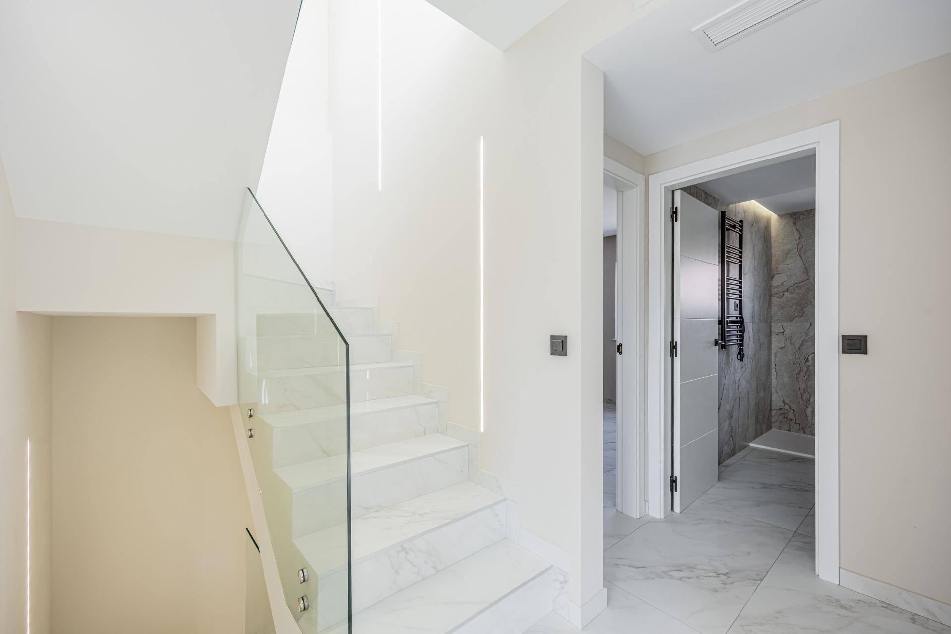 Neue Gebäude - Villa -
Rojales