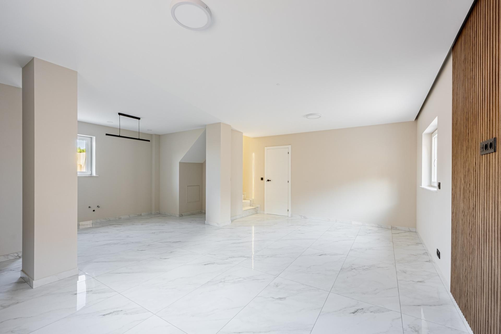 Neue Gebäude - Villa -
Rojales