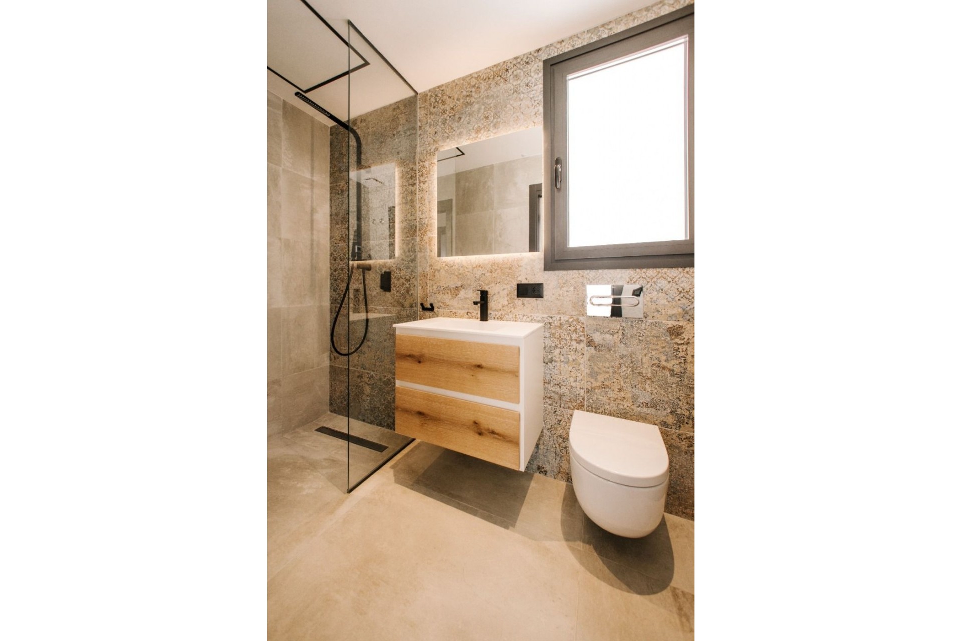 New Build - Top Floor Bungalow -
Rojales