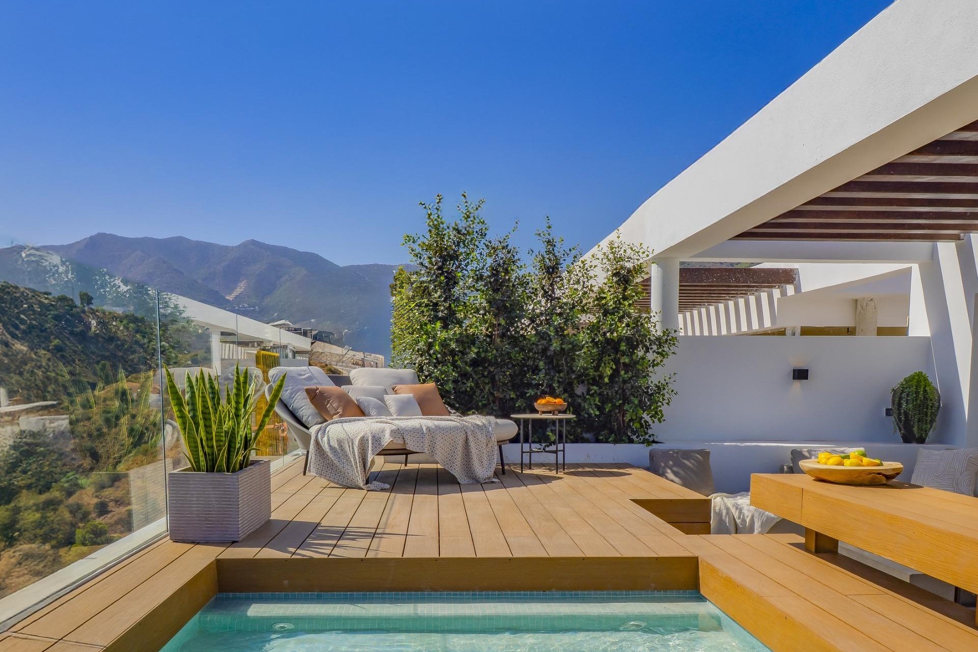 New Build - Town house -
Fuengirola