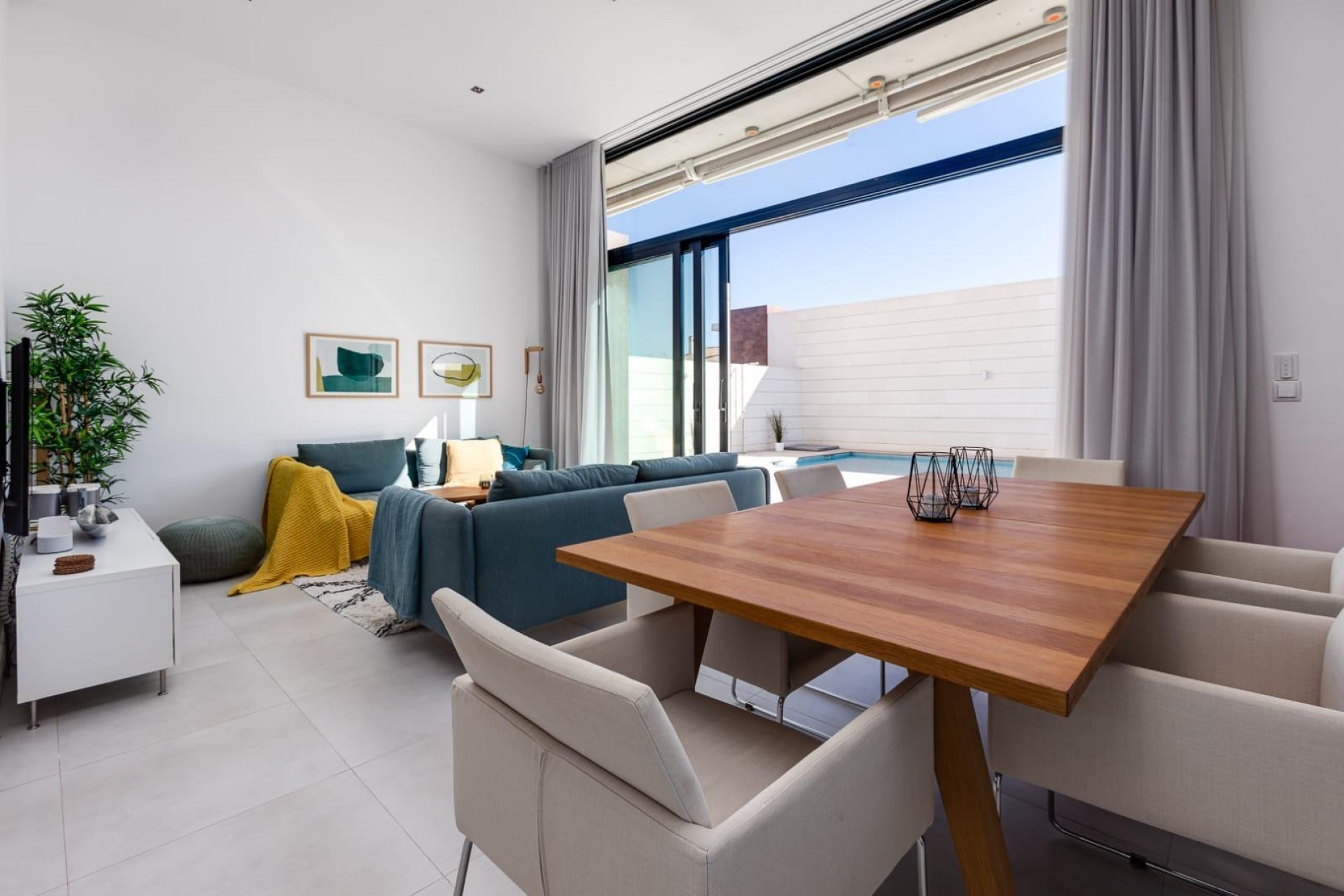 New Build - Villa -
Pilar de la Horadada