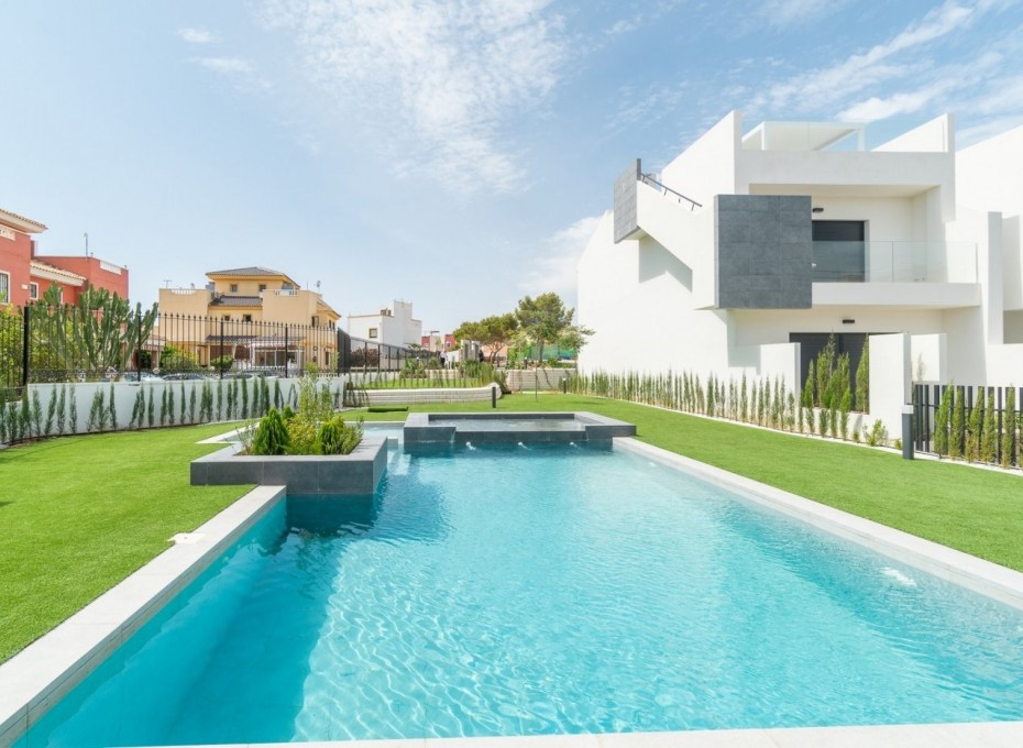 Nieuwbouw Woningen - Top Floor Bungalow -
Torrevieja
