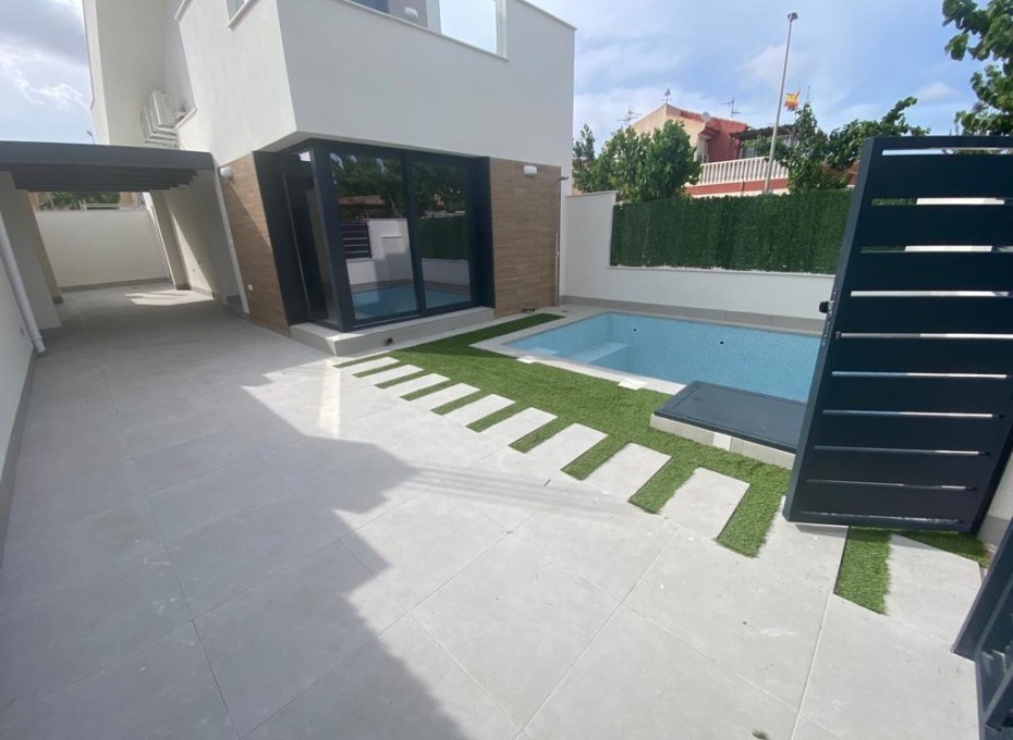 Nieuwbouw Woningen - Villa -
Los Alcazares - La Concha
