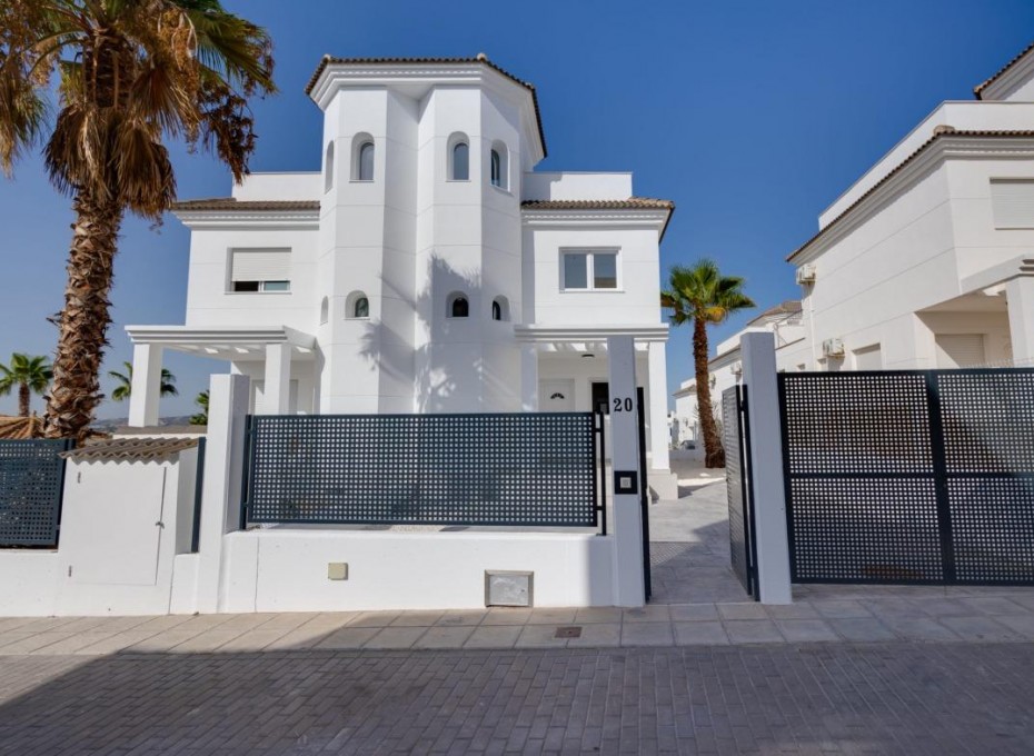 Nieuwbouw Woningen - Villa -
San Fulgencio - El Oasis