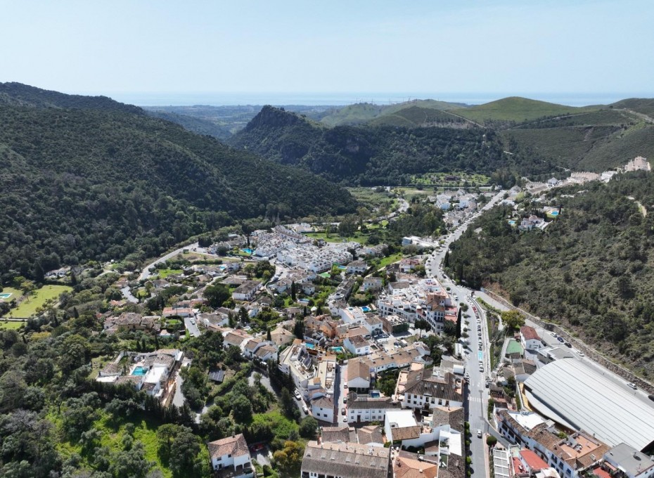 Nouvelle construction - Apartment -
Benahavis - pueblo