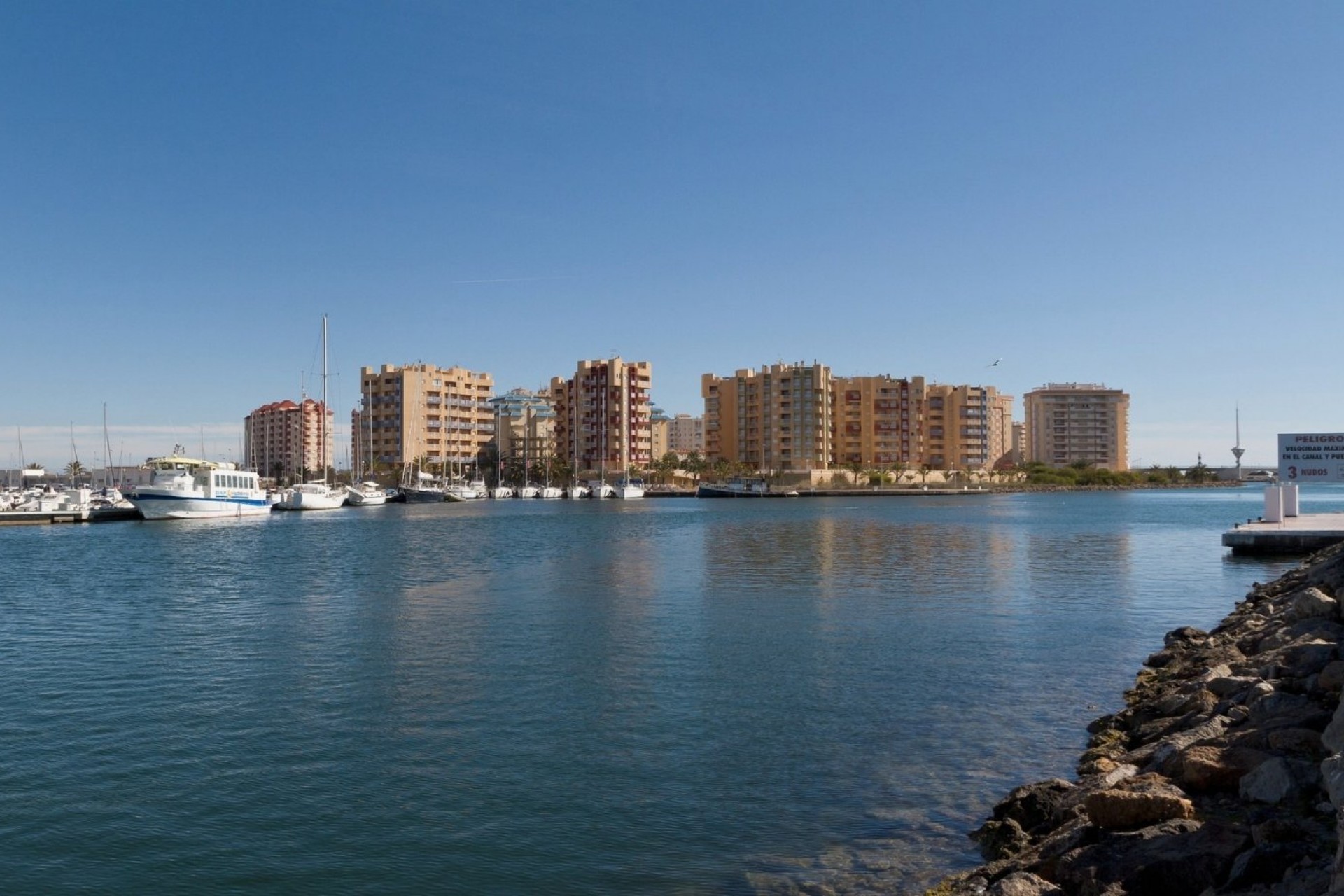 Nouvelle construction - Apartment -
La Manga del Mar Menor - LA MANGA