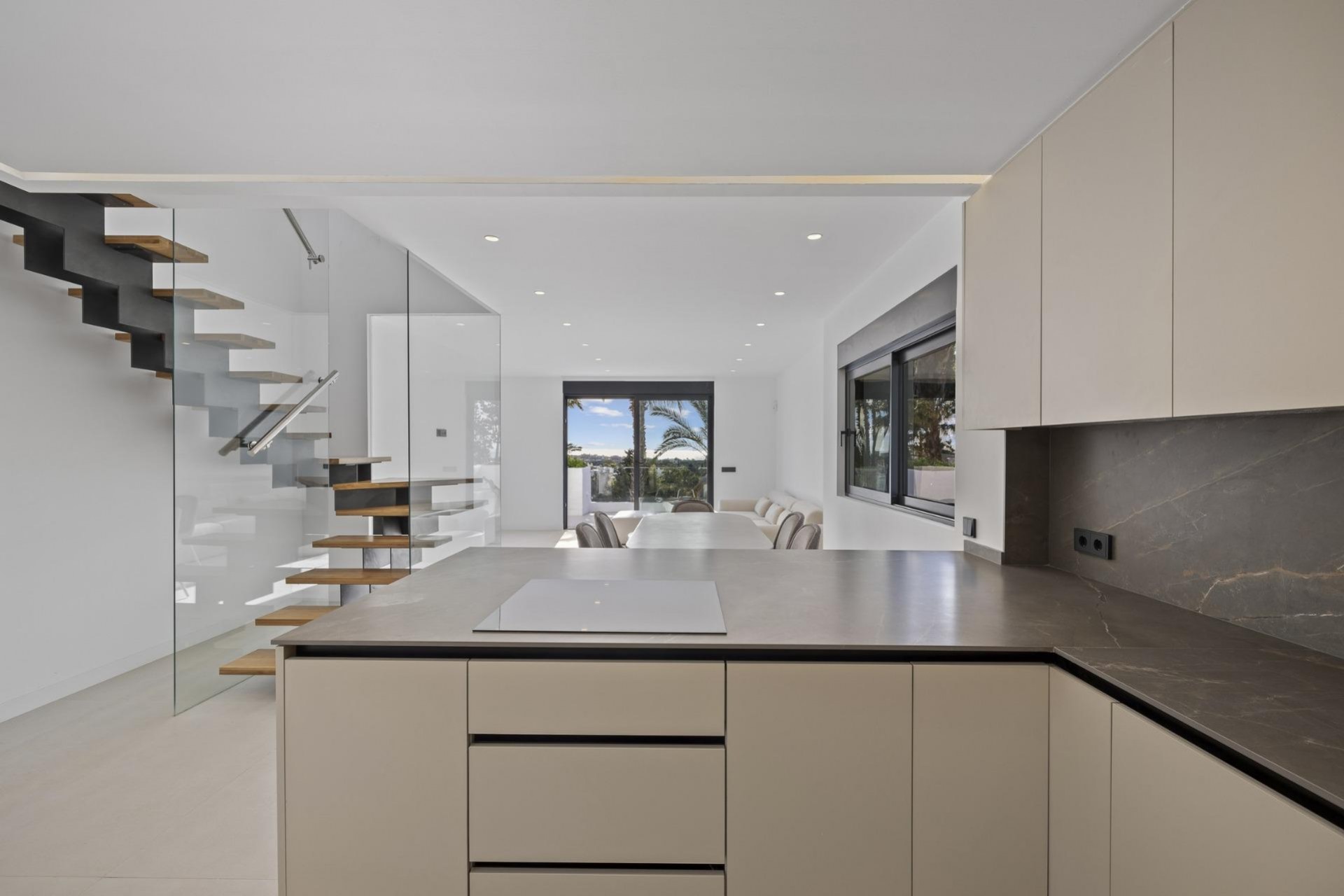 Nouvelle construction - Attique -
Estepona