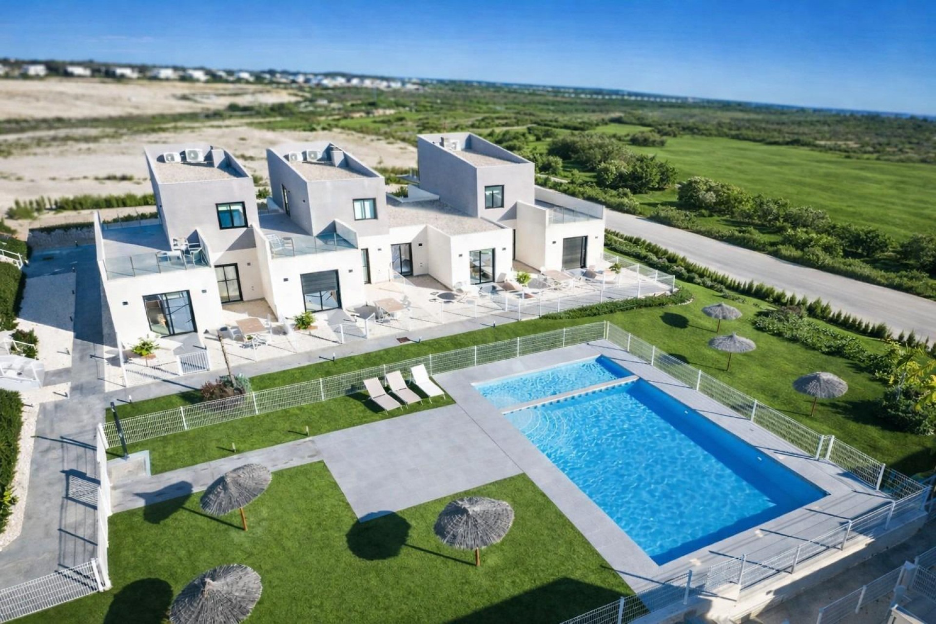 Nouvelle construction - Semidetached -
BAÑOS Y MENDIGO