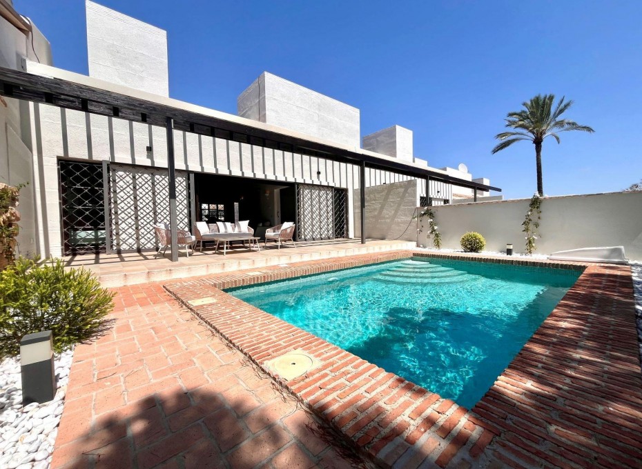 Nouvelle construction - Town house -
Sucina