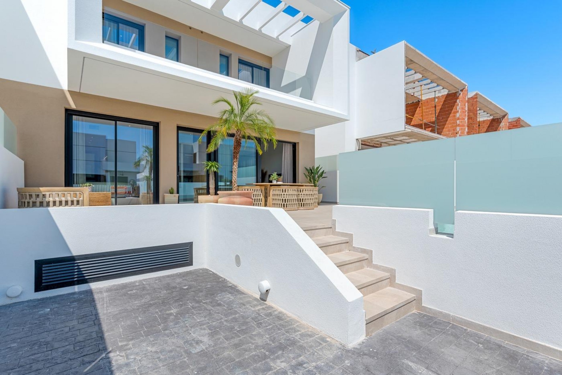 Nouvelle construction - Villa -
Dolores - Sector 3