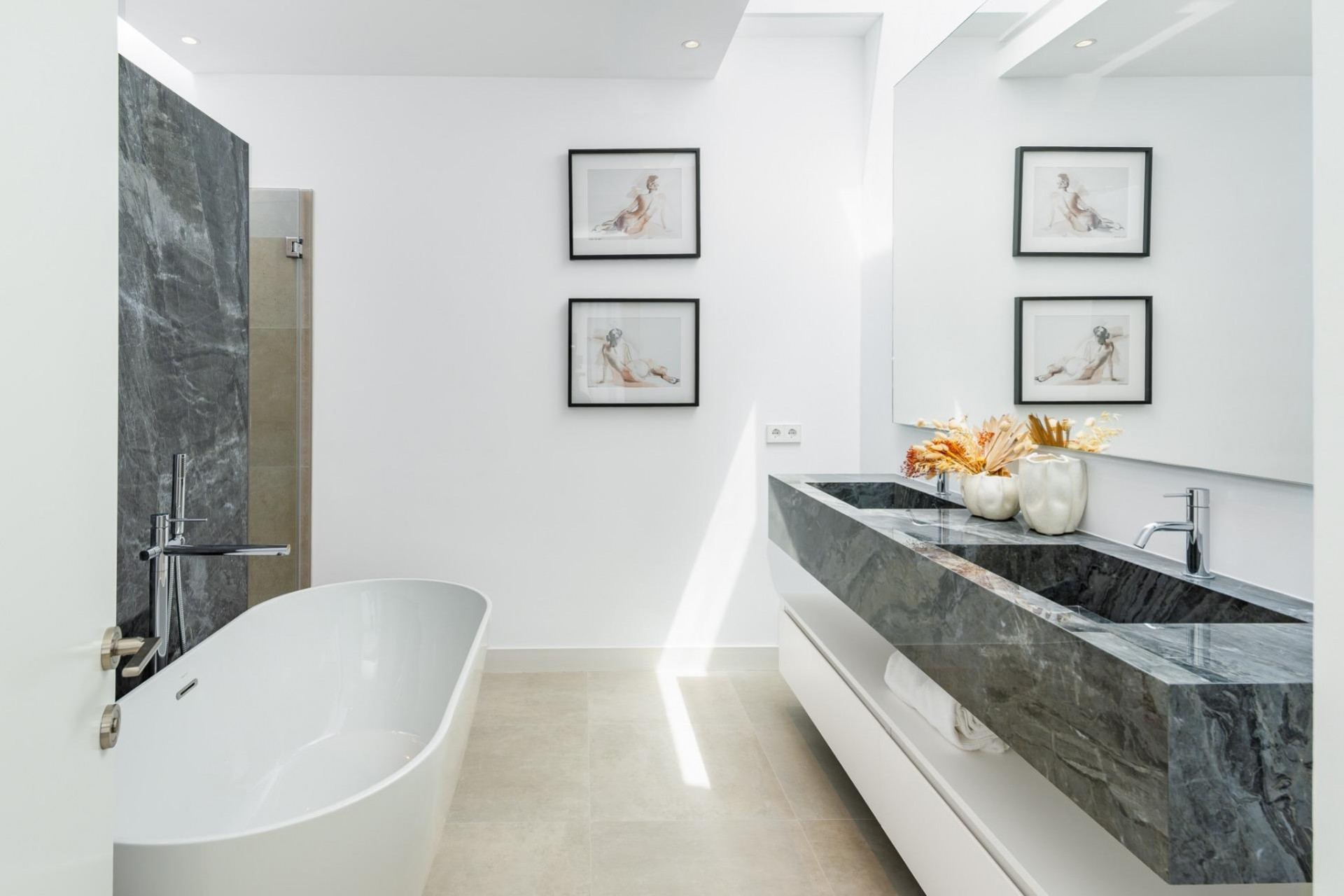 Nouvelle construction - Villa -
Estepona