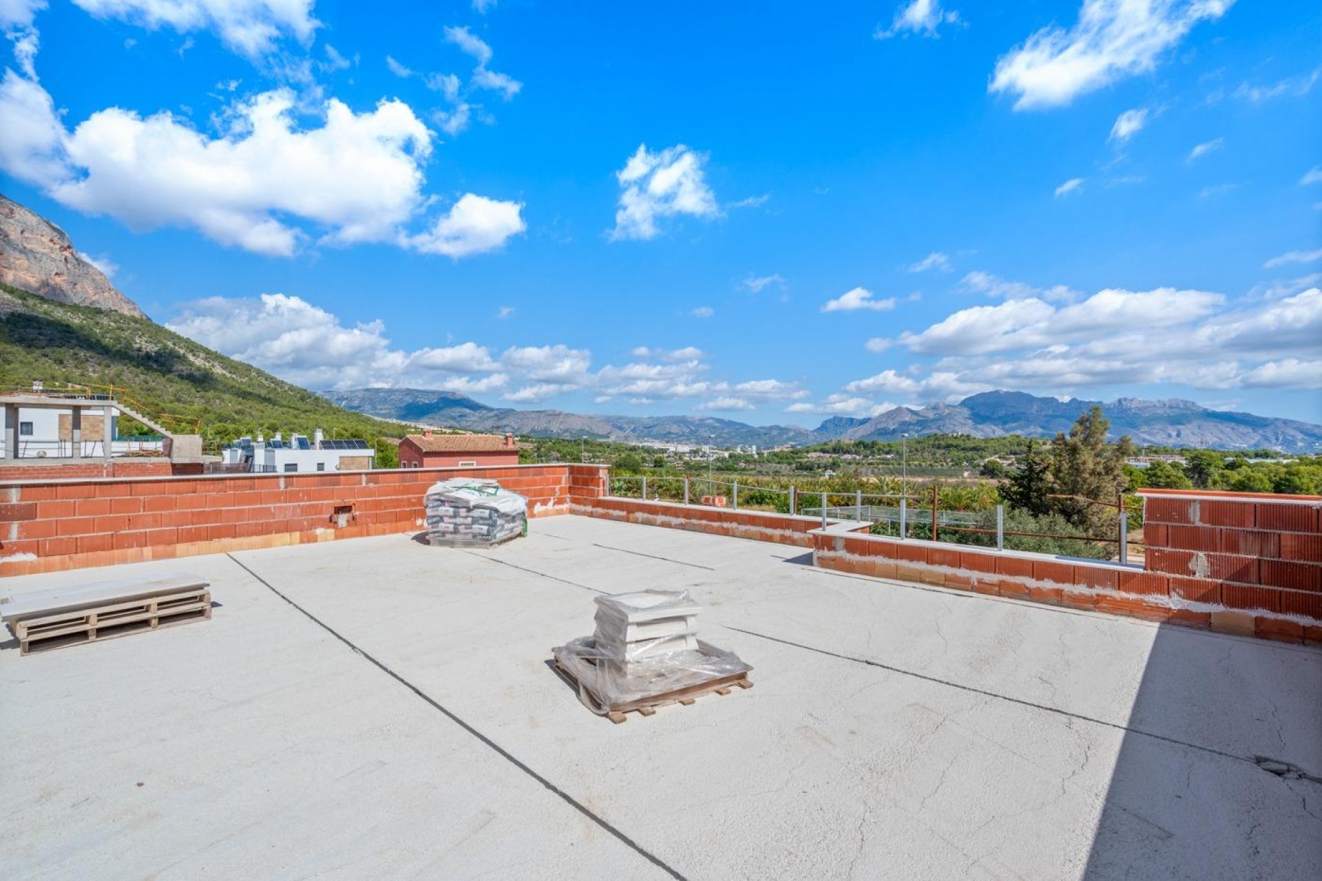Nouvelle construction - Villa -
Polop