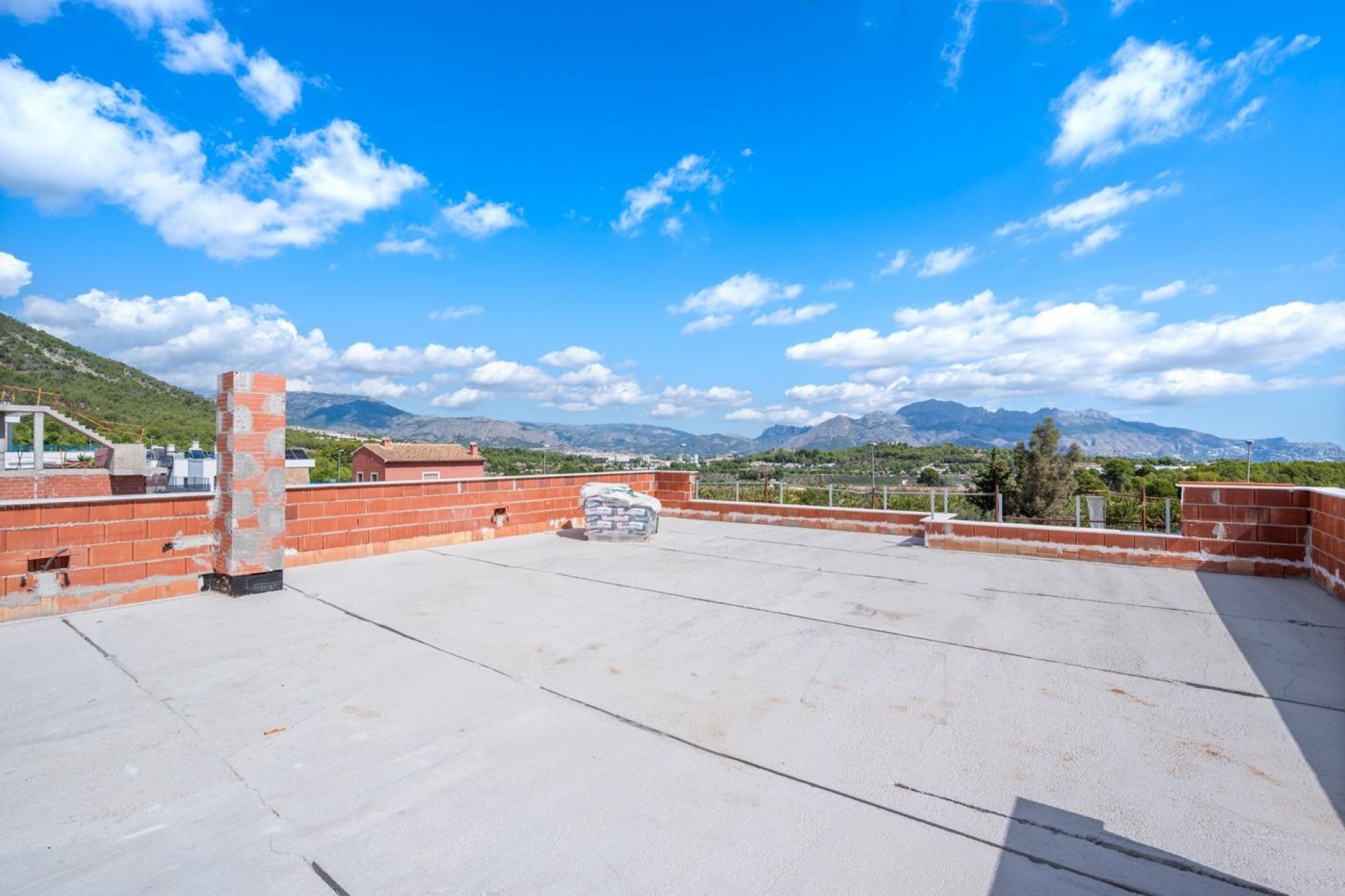 Nouvelle construction - Villa -
Polop