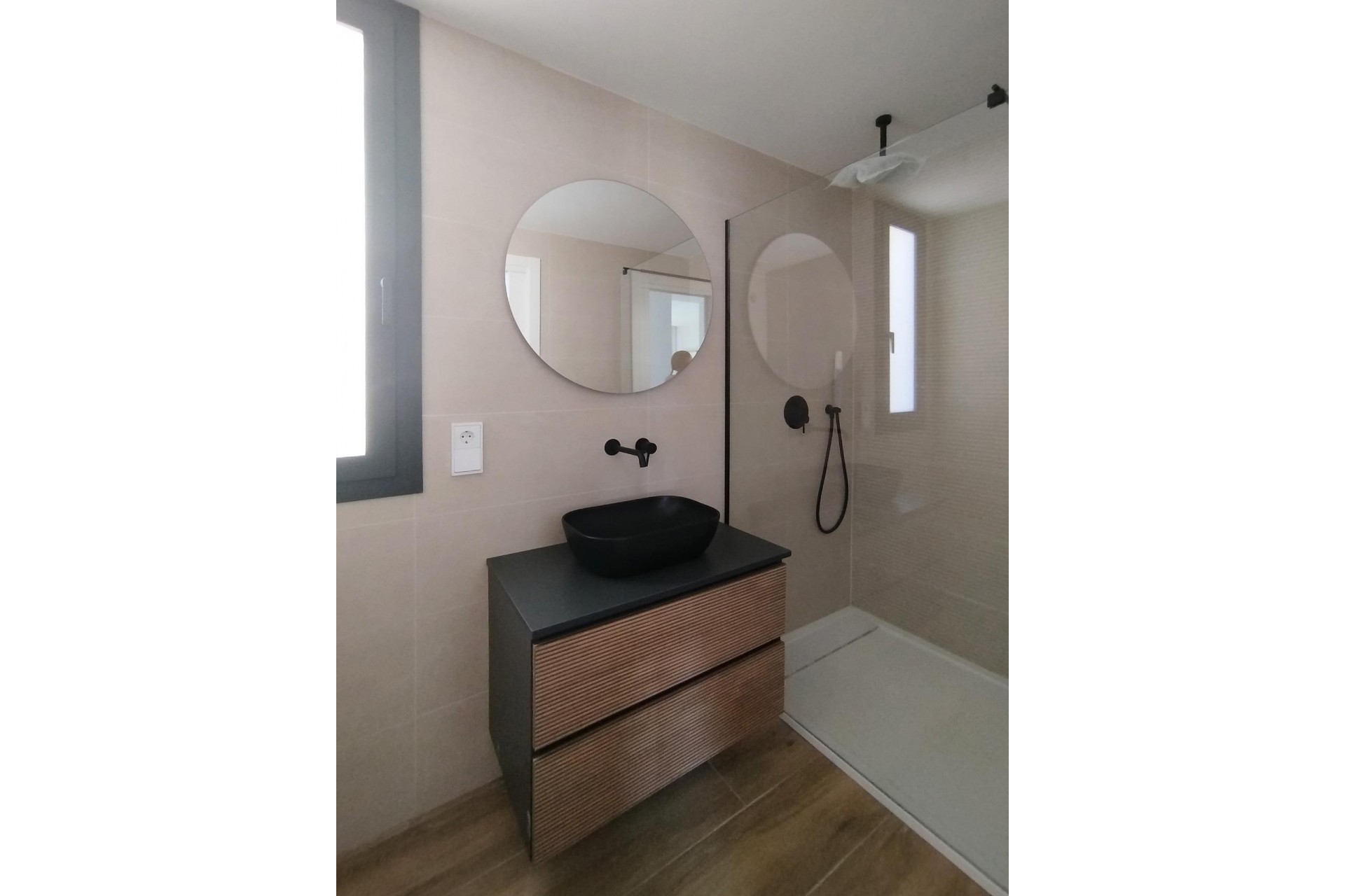 Nouvelle construction - Villa -
Polop