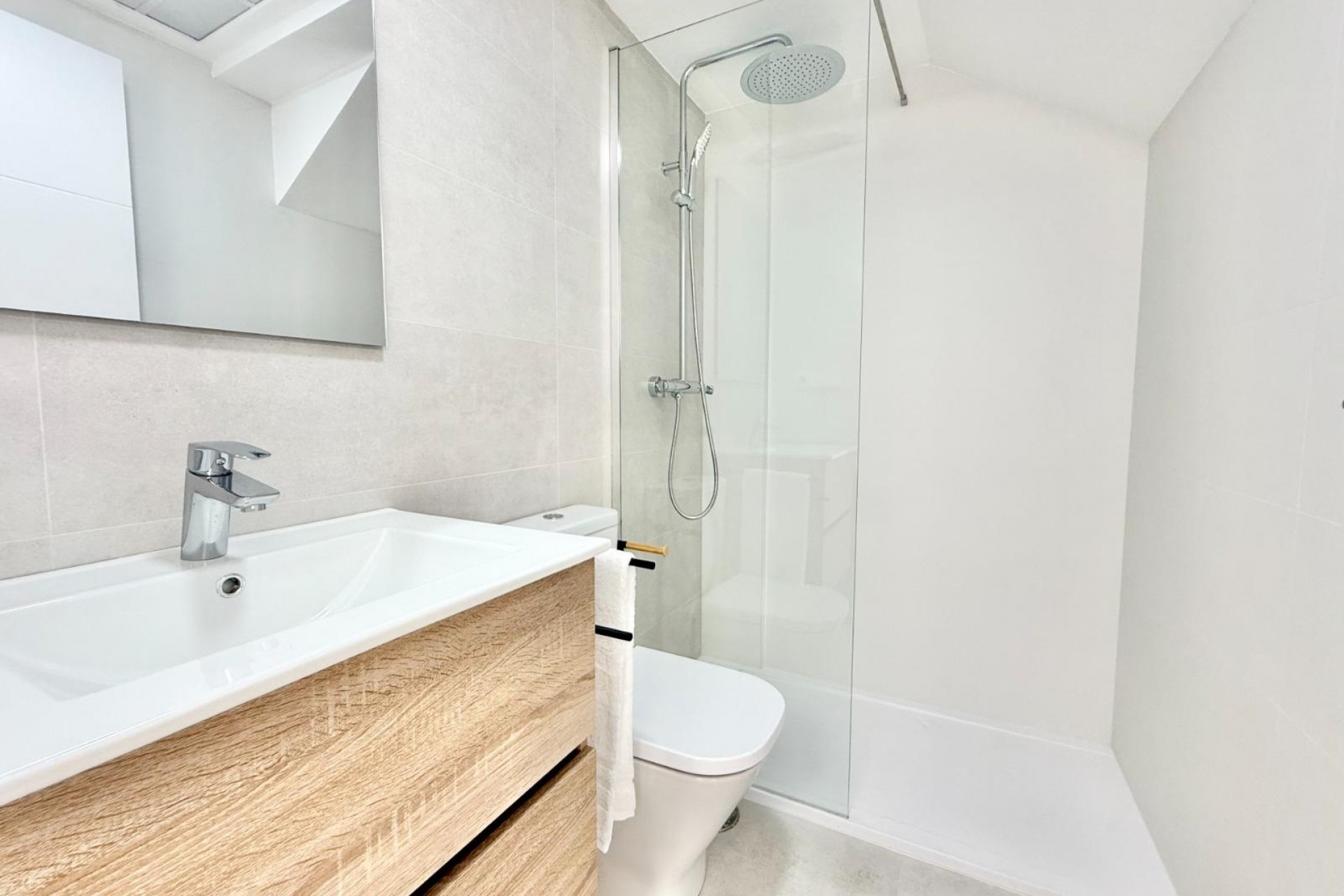 Nueva construcción  - Town house -
Cox