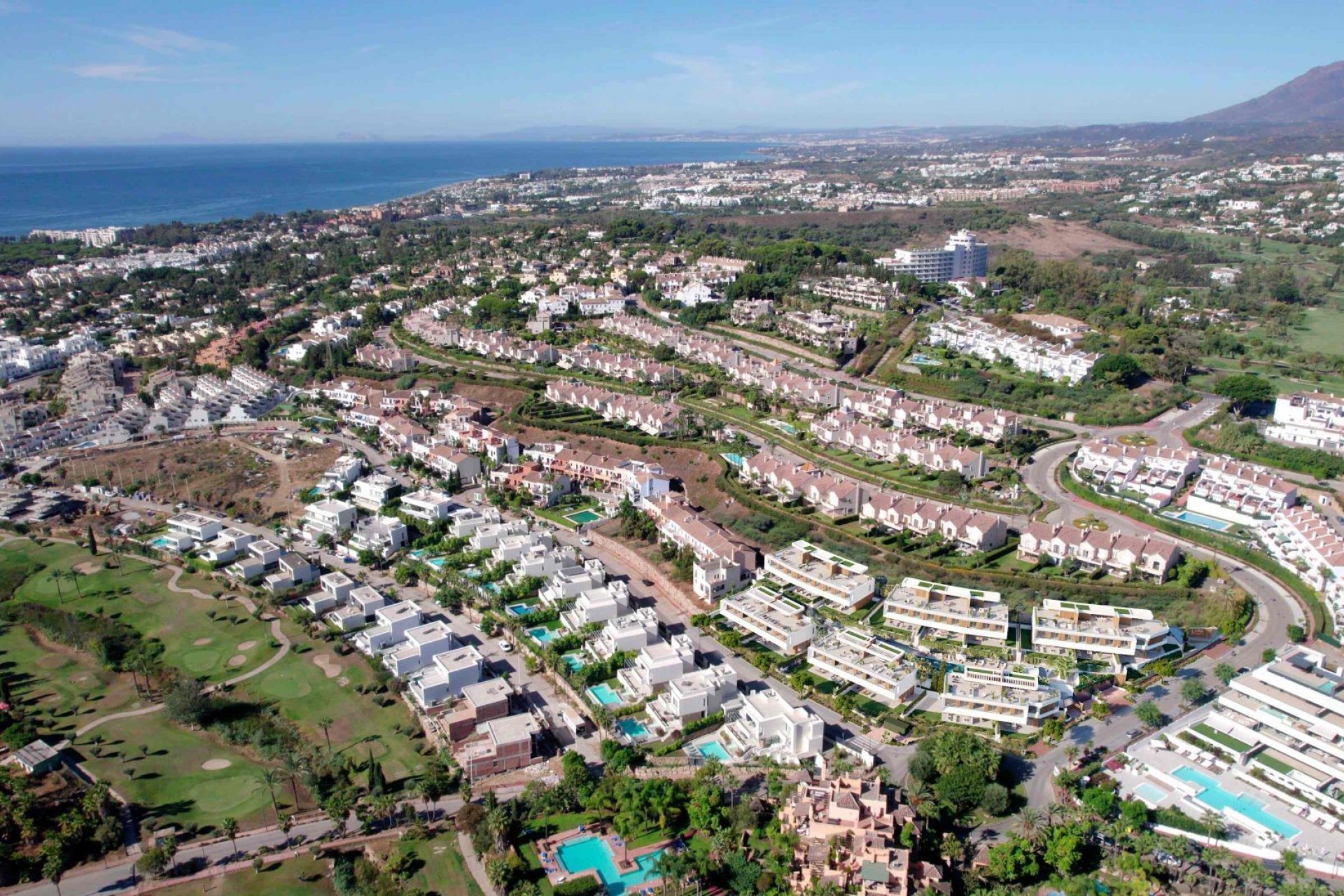 Nueva construcción  - Town house -
Estepona - El Paraiso Golf