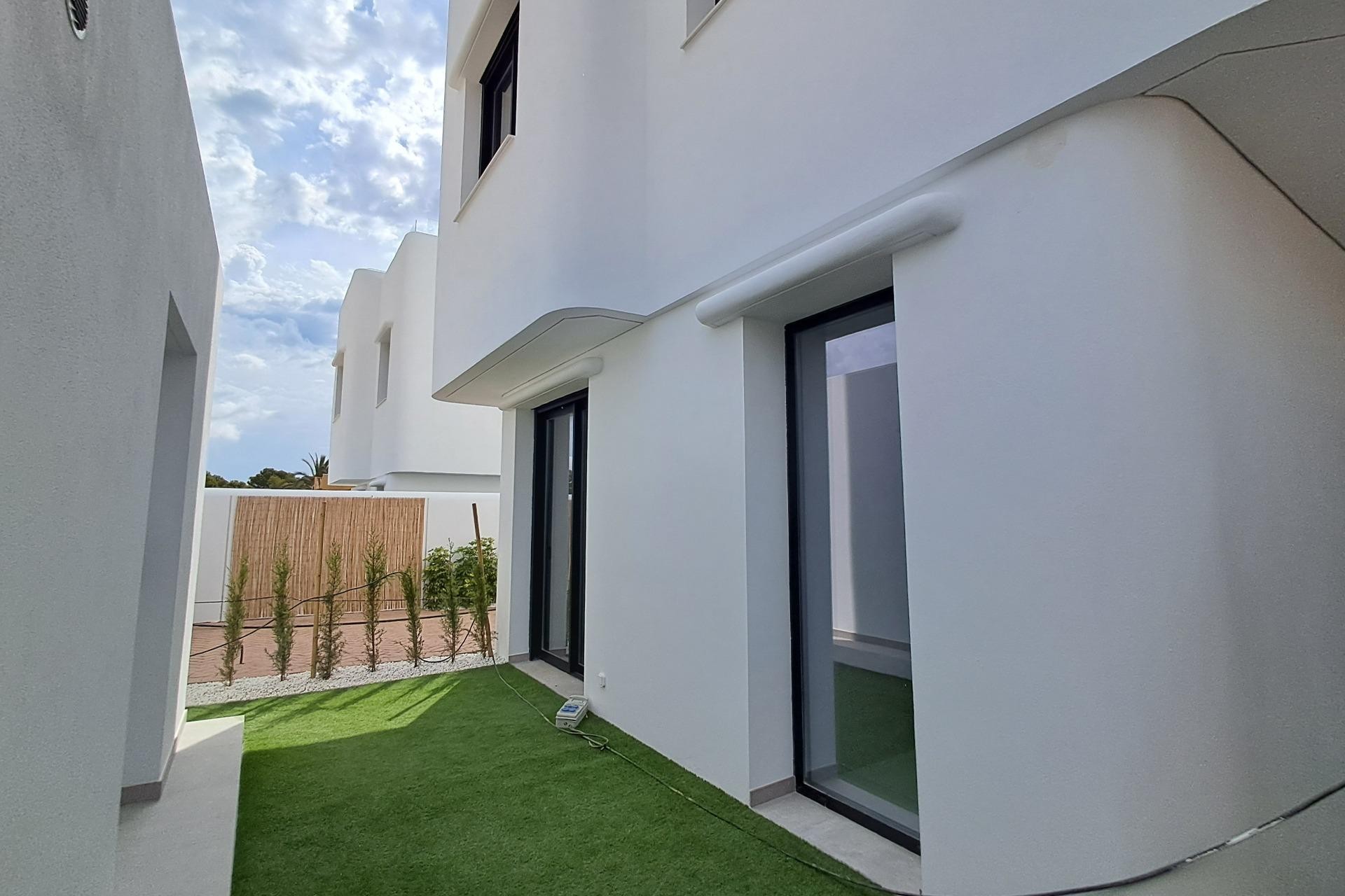 Nueva construcción  - Villa -
Alfas del Pí - El Albir
