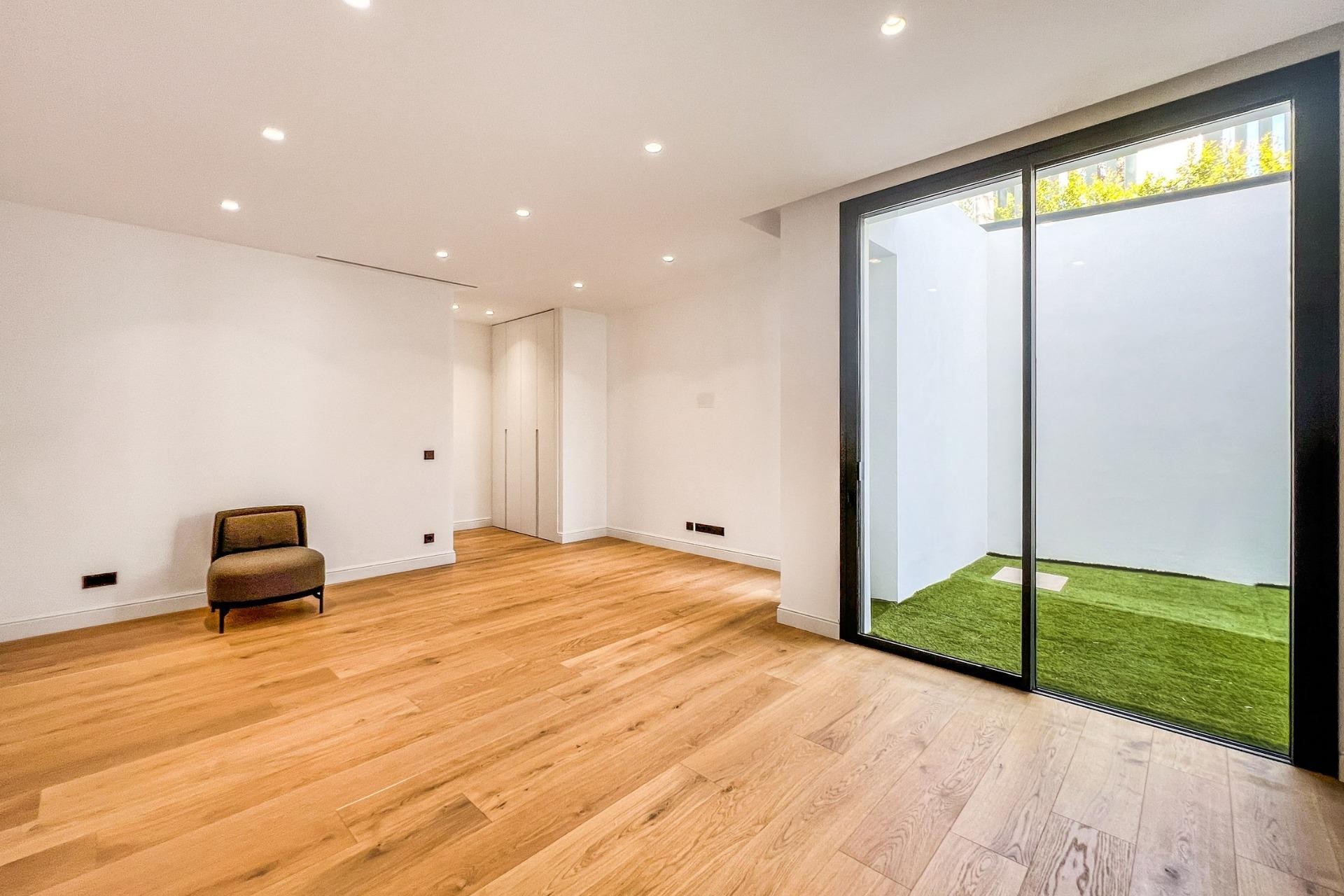 Nueva construcción  - Villa -
Marbella - Lomas De Marbella Club