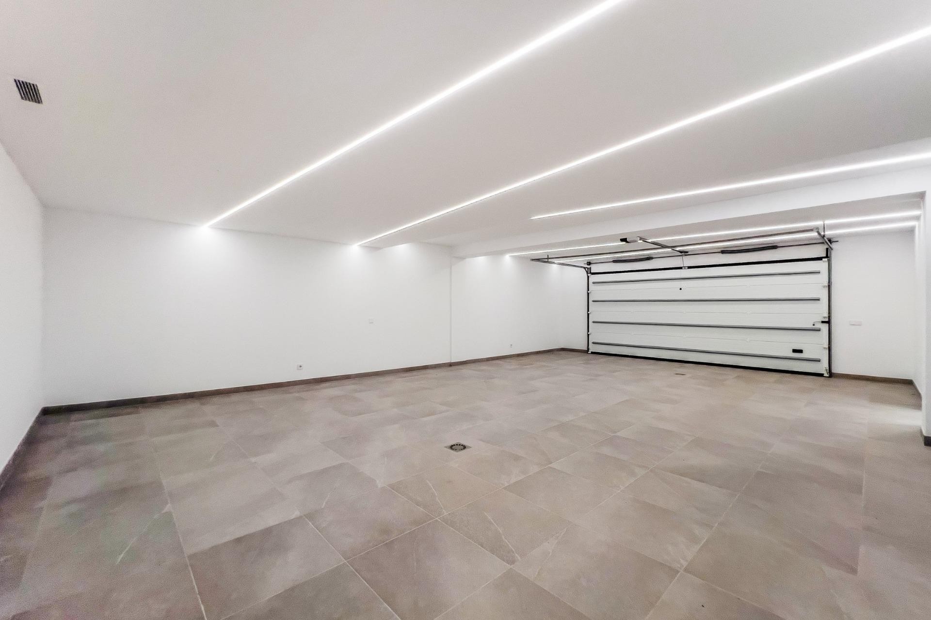 Nueva construcción  - Villa -
Marbella - Lomas De Marbella Club