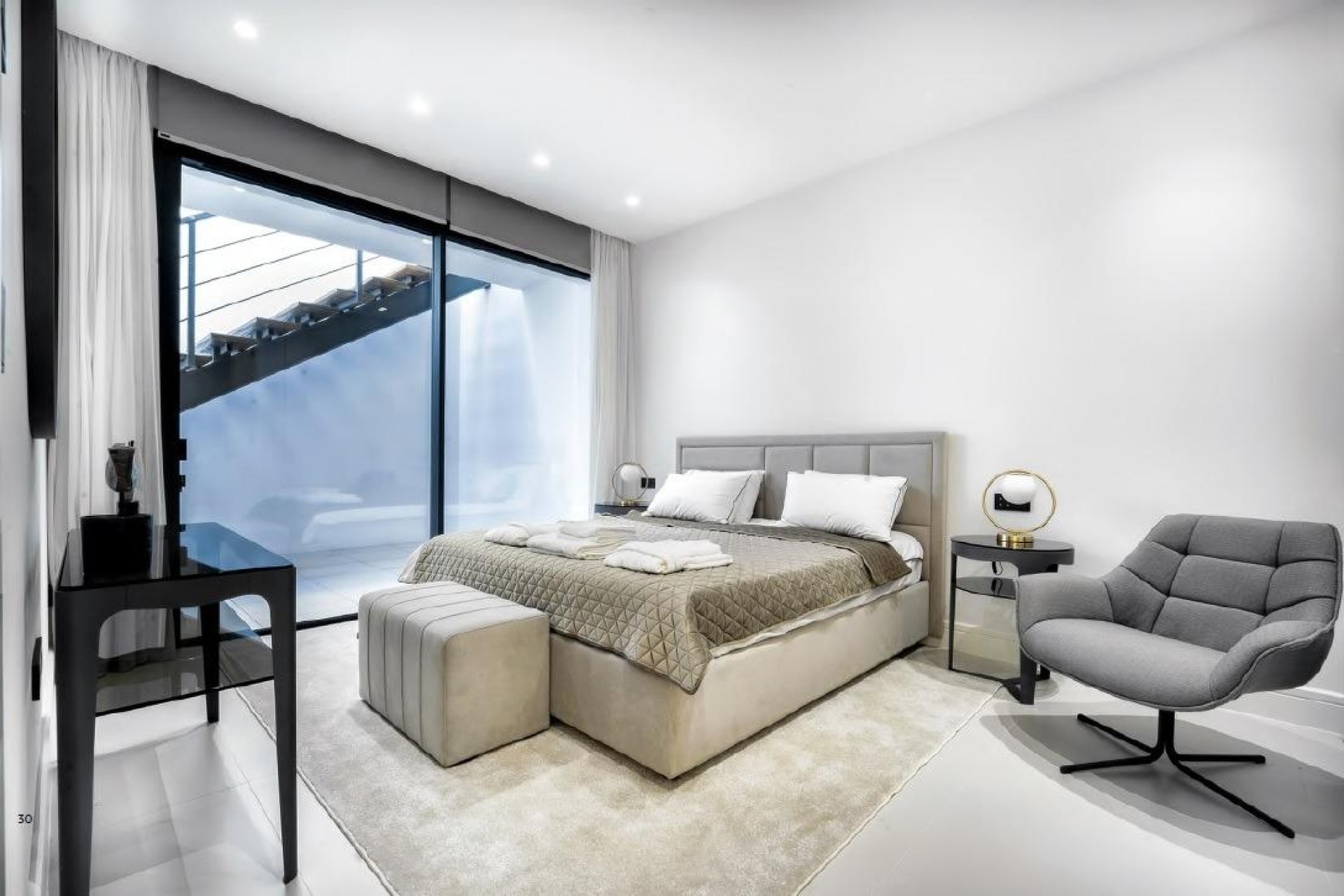 Nueva construcción  - Villa -
Marbella - The Golden Mile