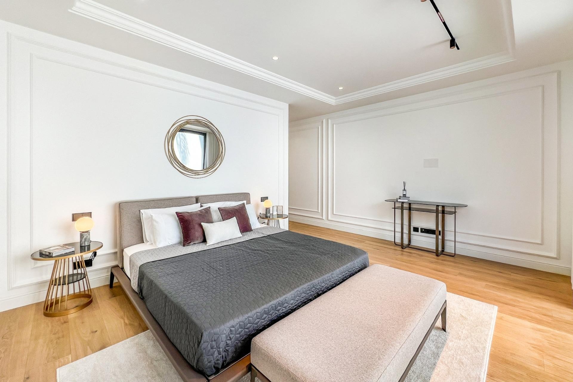 Nueva construcción  - Villa -
Marbella