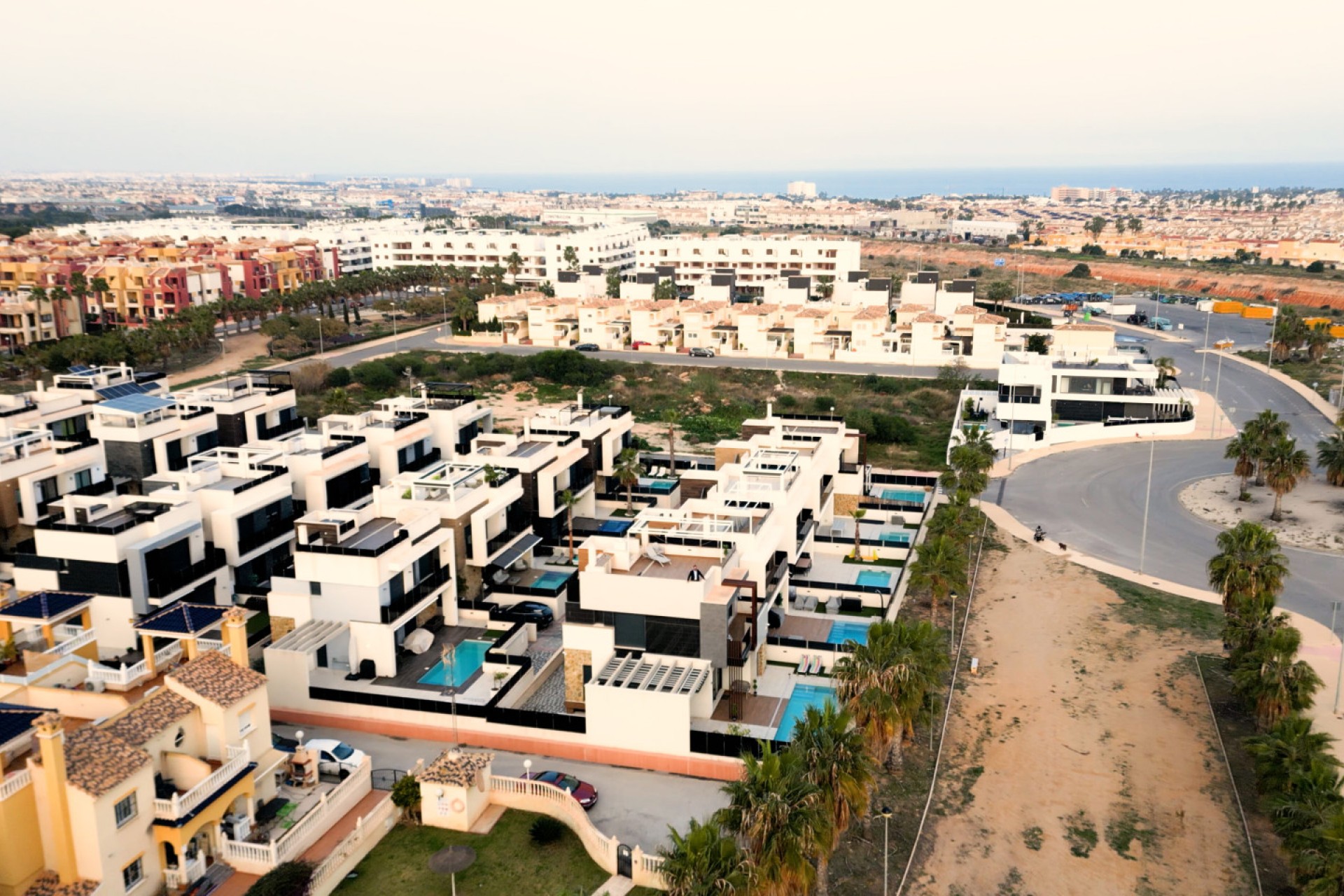 Nueva construcción  - Villas -
Dehesa De Campoamor