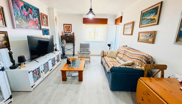 Piso - Reventa - Los Montesinos -
                Los Montesinos