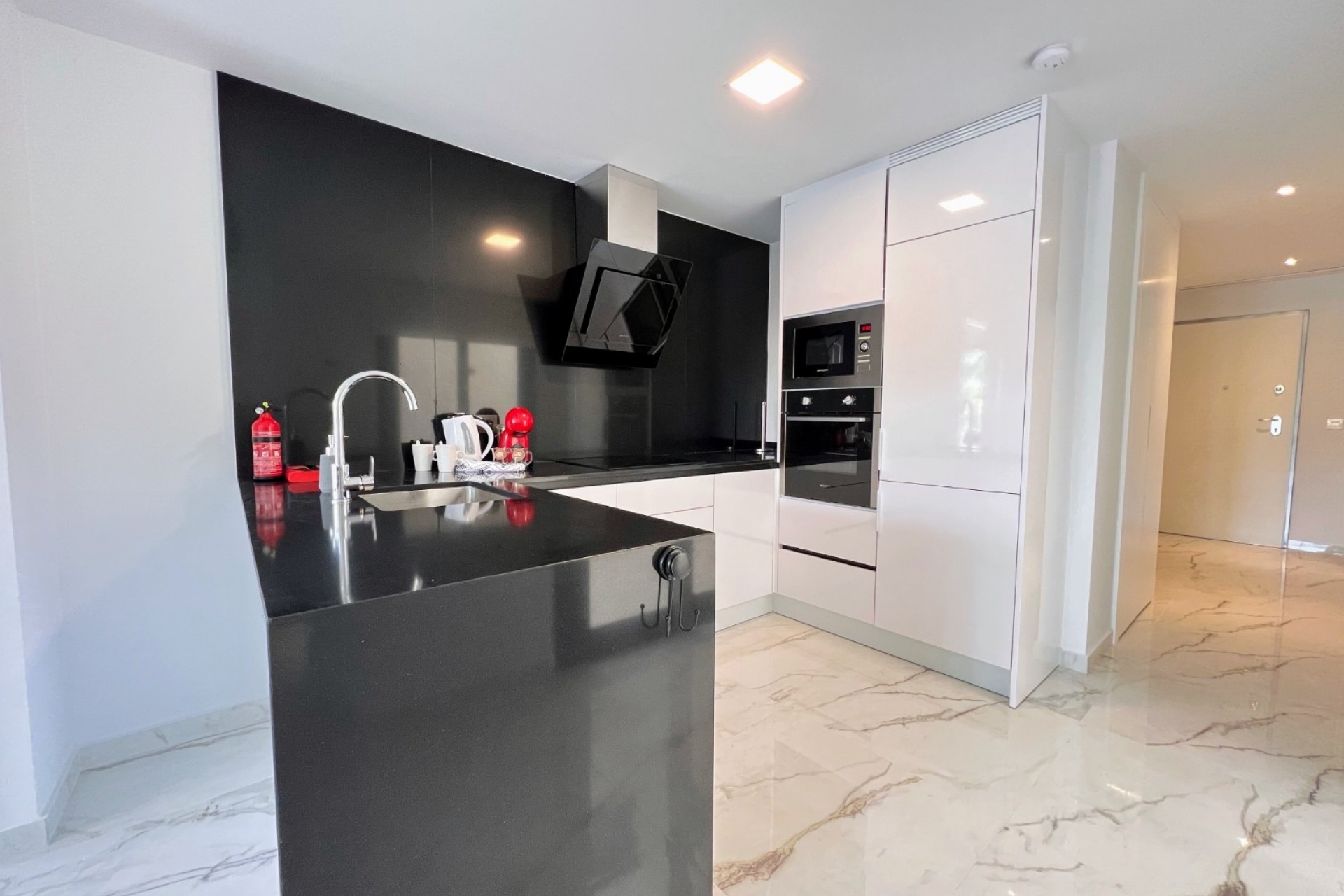 Resale - 1. Apartment / flat -
Torrevieja - Costa Blanca South