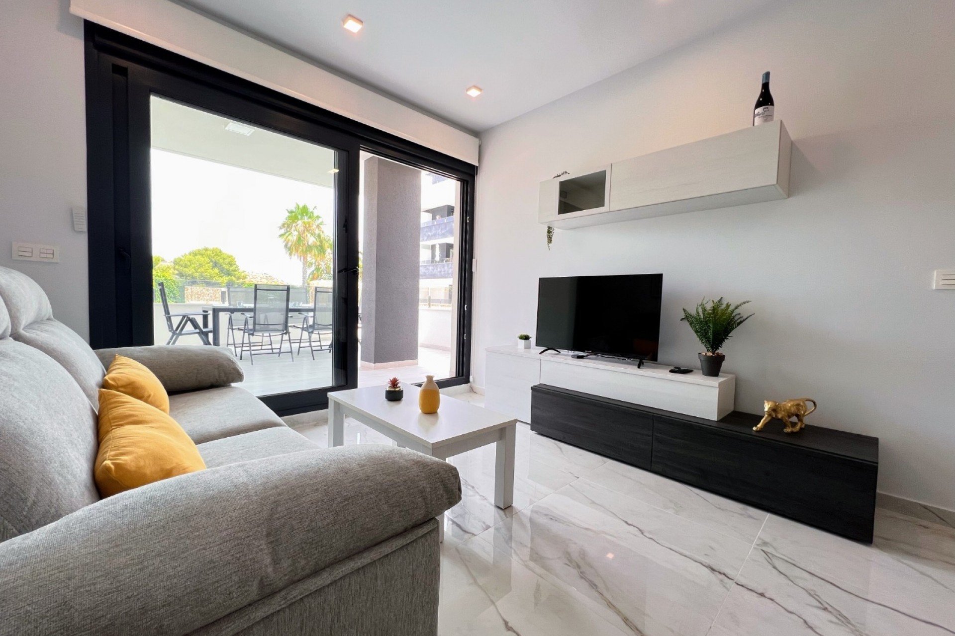 Resale - 1. Apartment / flat -
Torrevieja - Costa Blanca South