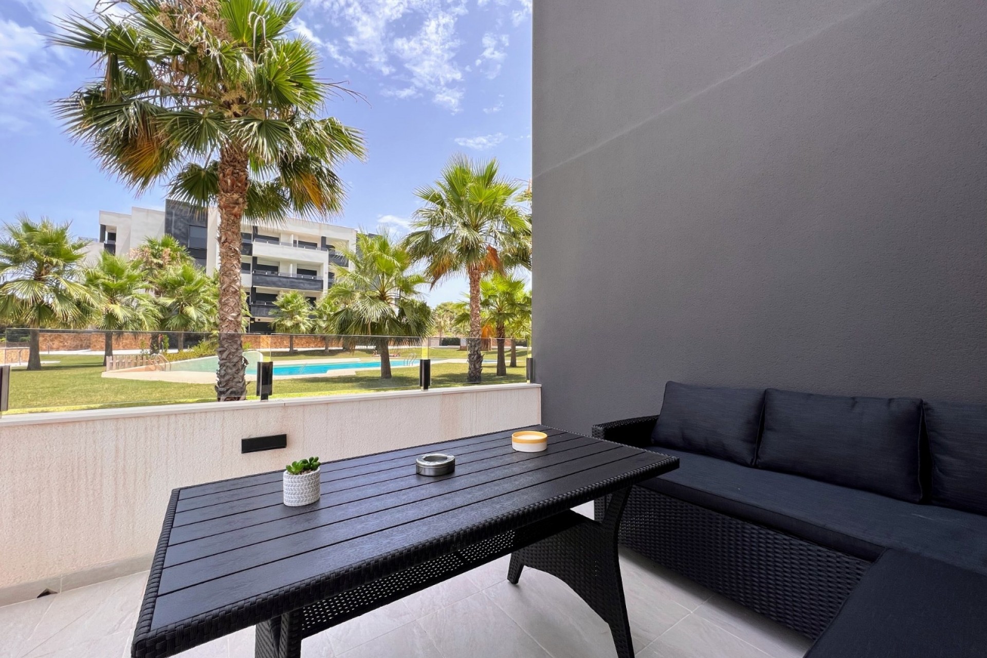 Resale - 1. Apartment / flat -
Torrevieja - Costa Blanca South