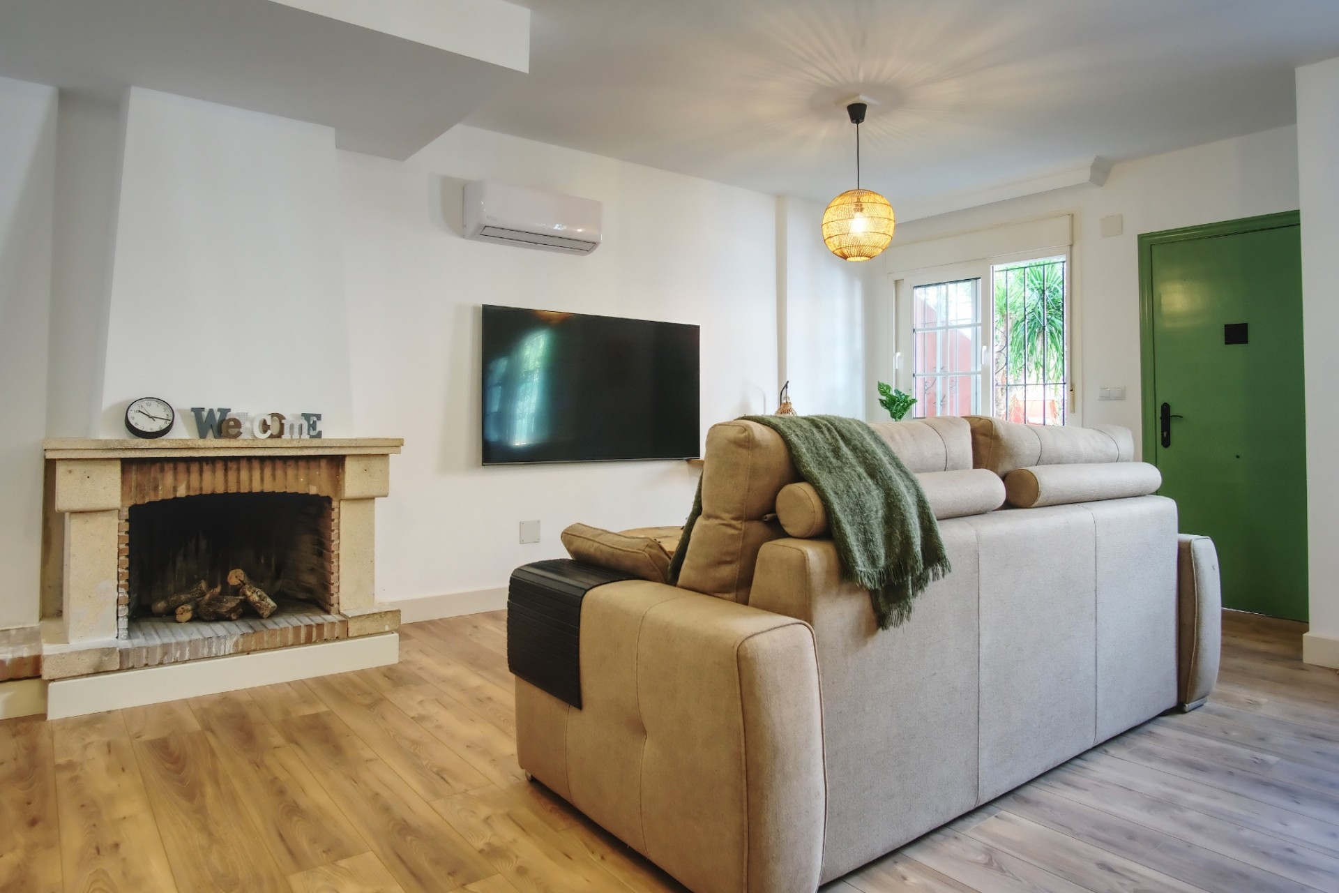 Resale - 4. Semi-detached villa -
Orihuela Costa - Costa Blanca South