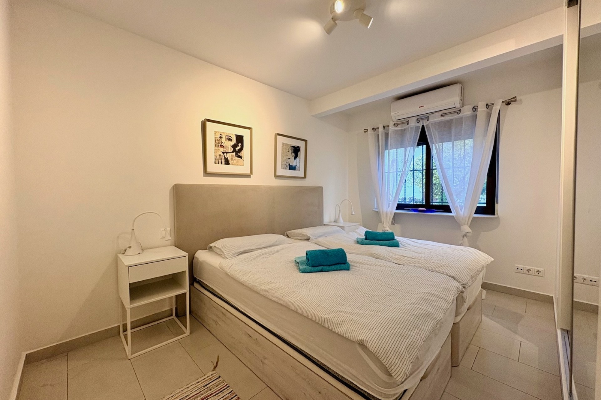 Resale - Adosado -
Orihuela Costa - Cabo Roig