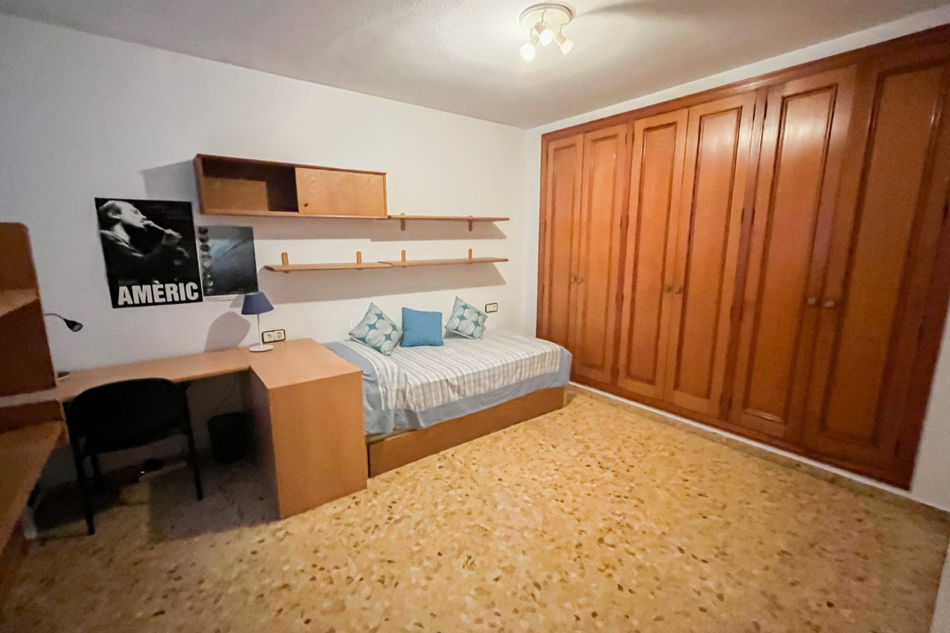 Resale - Apartamento -
Alicante - Centro